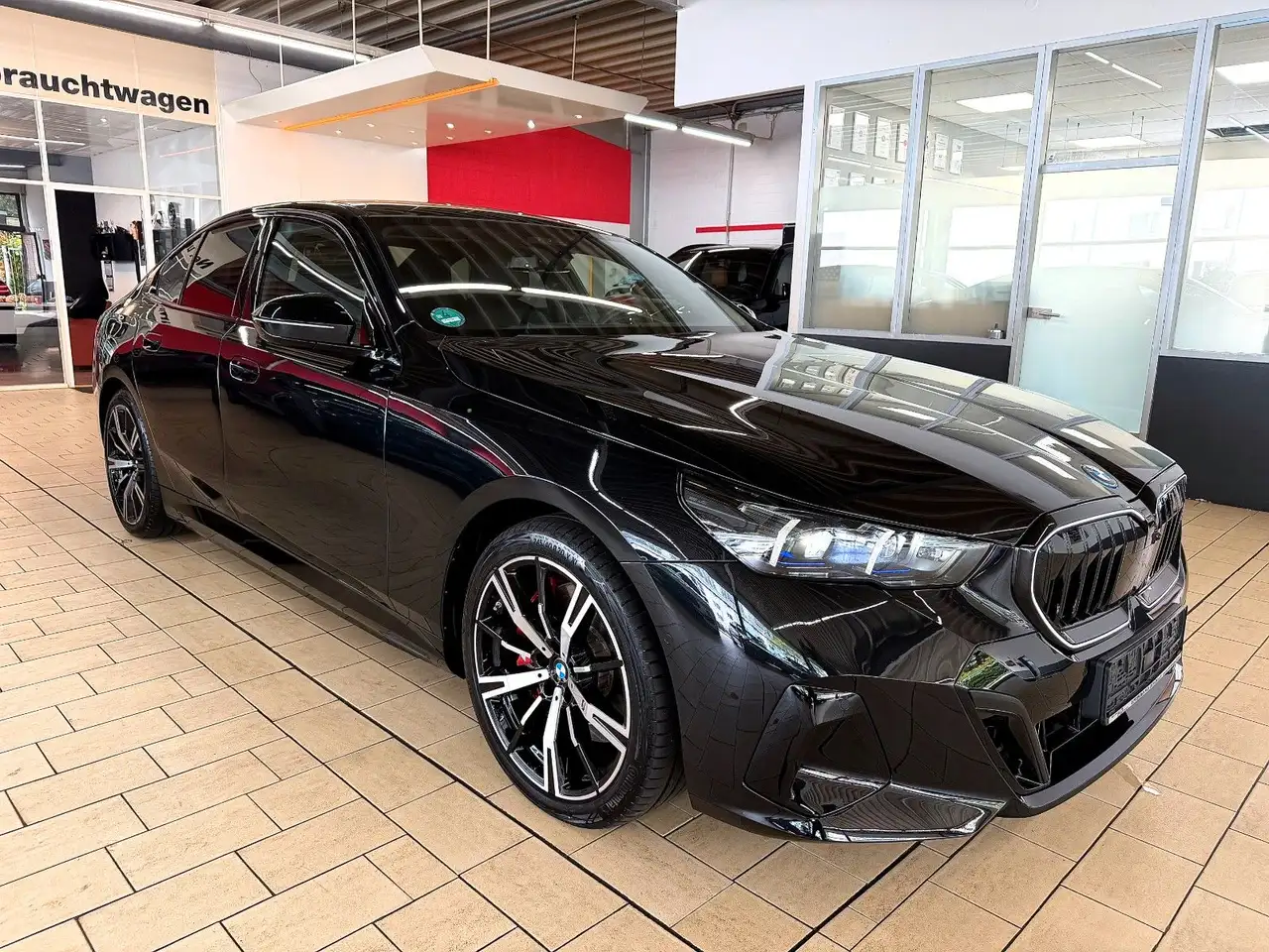 BMW i5
