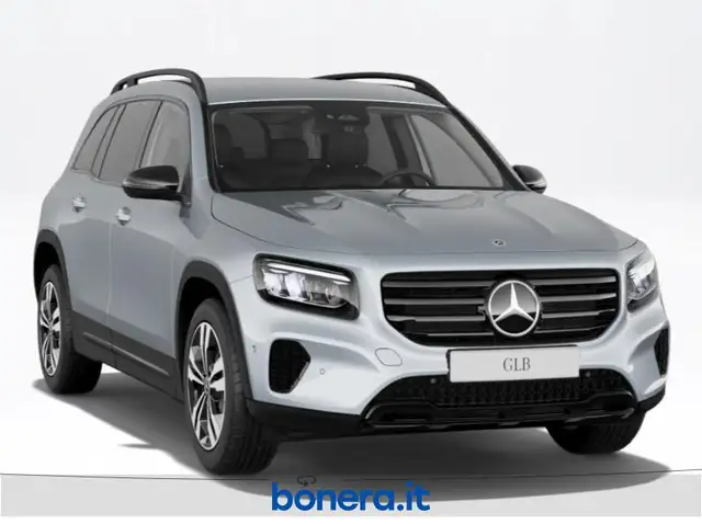 Mercedes-Benz GLB view 2
