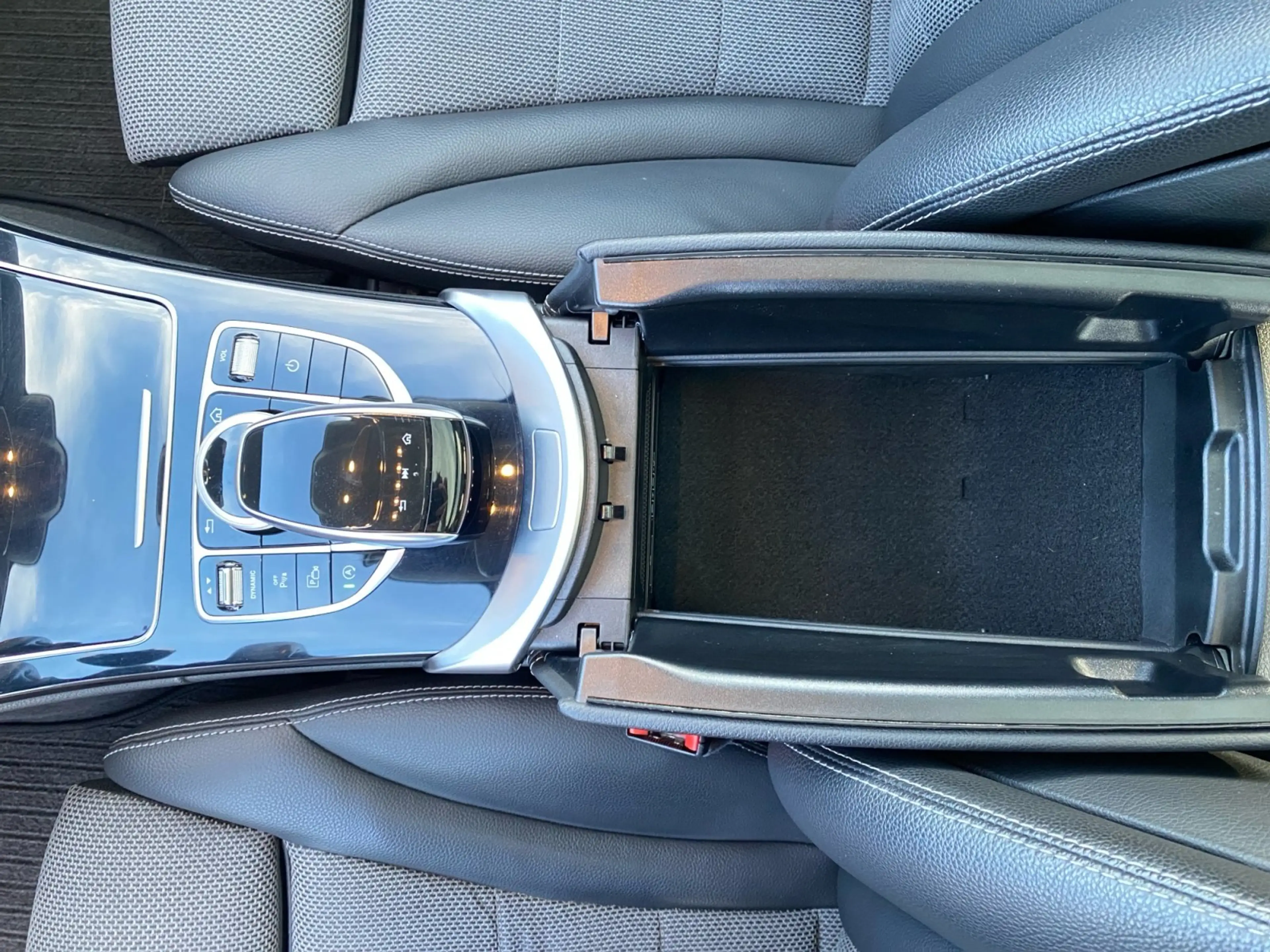 Mercedes-Benz C 200 Avantgarde 4Matic TEMP+NAVI+KAM+SHZ+DAB — photo 19