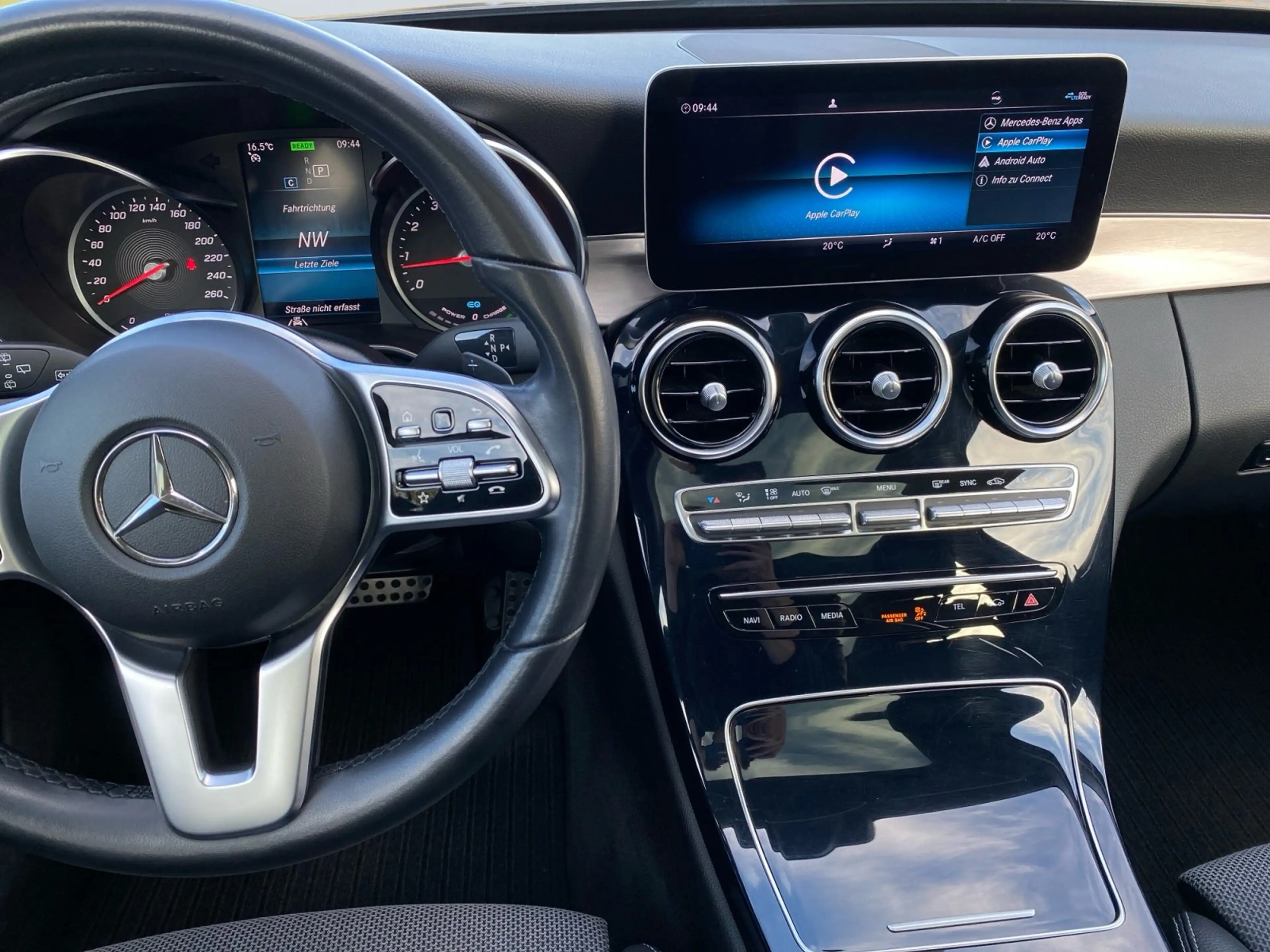 Mercedes-Benz C 200 Avantgarde 4Matic TEMP+NAVI+KAM+SHZ+DAB — photo 9