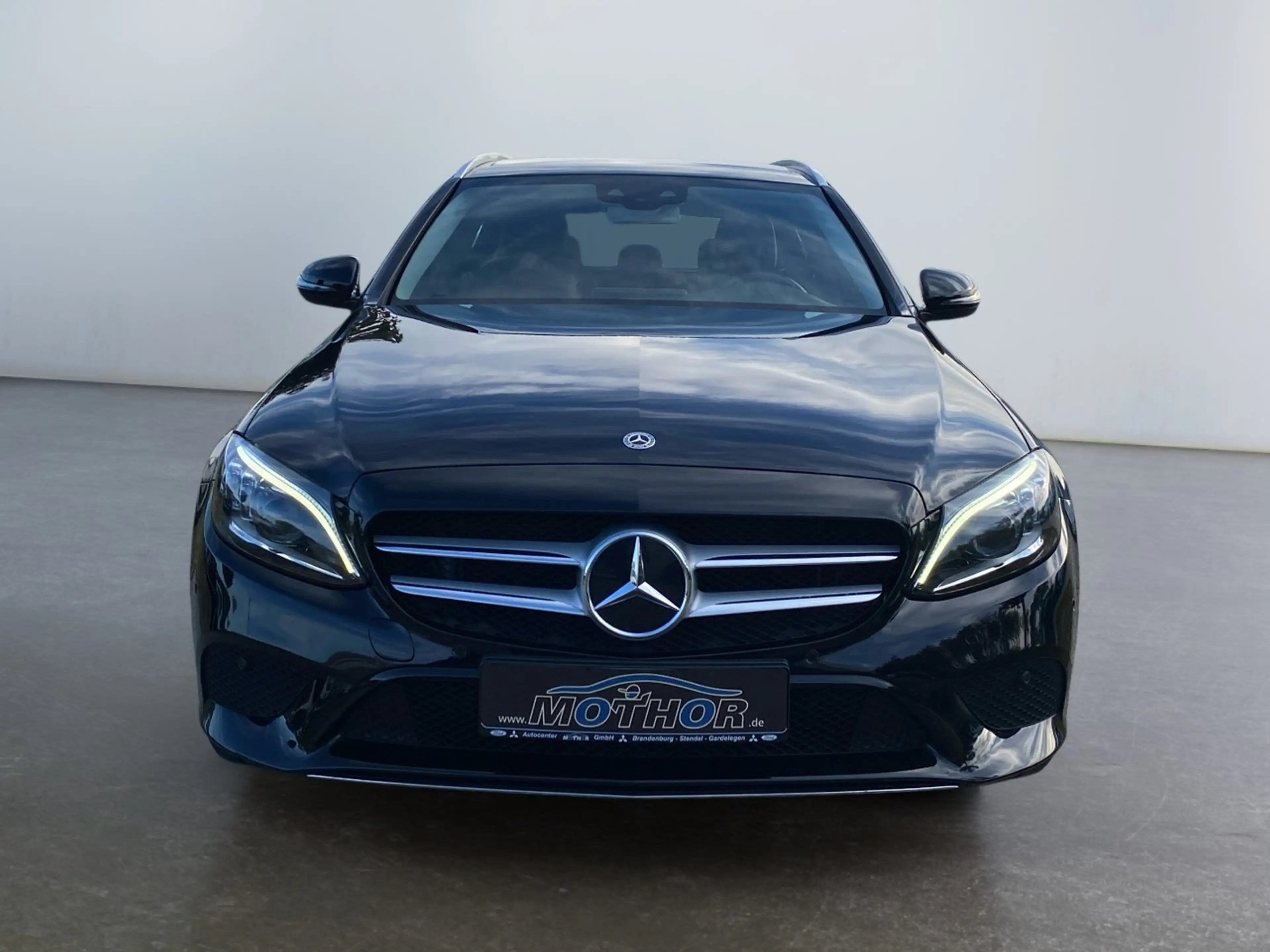 Mercedes-Benz C 200 Avantgarde 4Matic TEMP+NAVI+KAM+SHZ+DAB — photo 6