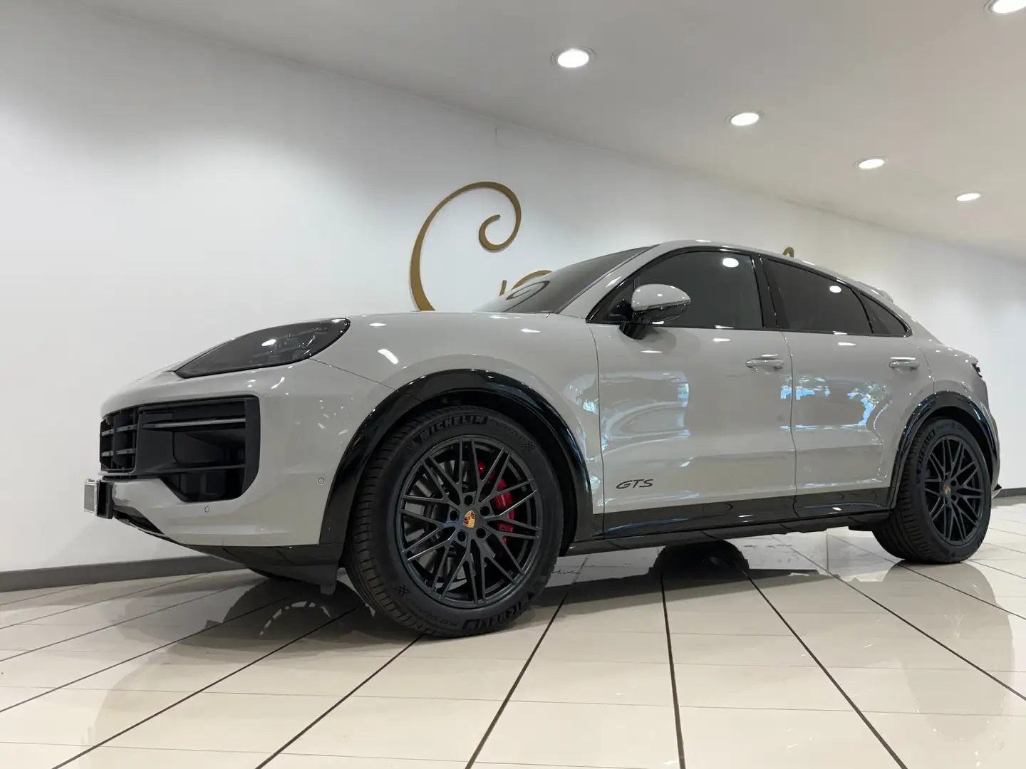Porsche Cayenne Coupè 4.0 GTS IVA ESPOSTA Grigio - 2