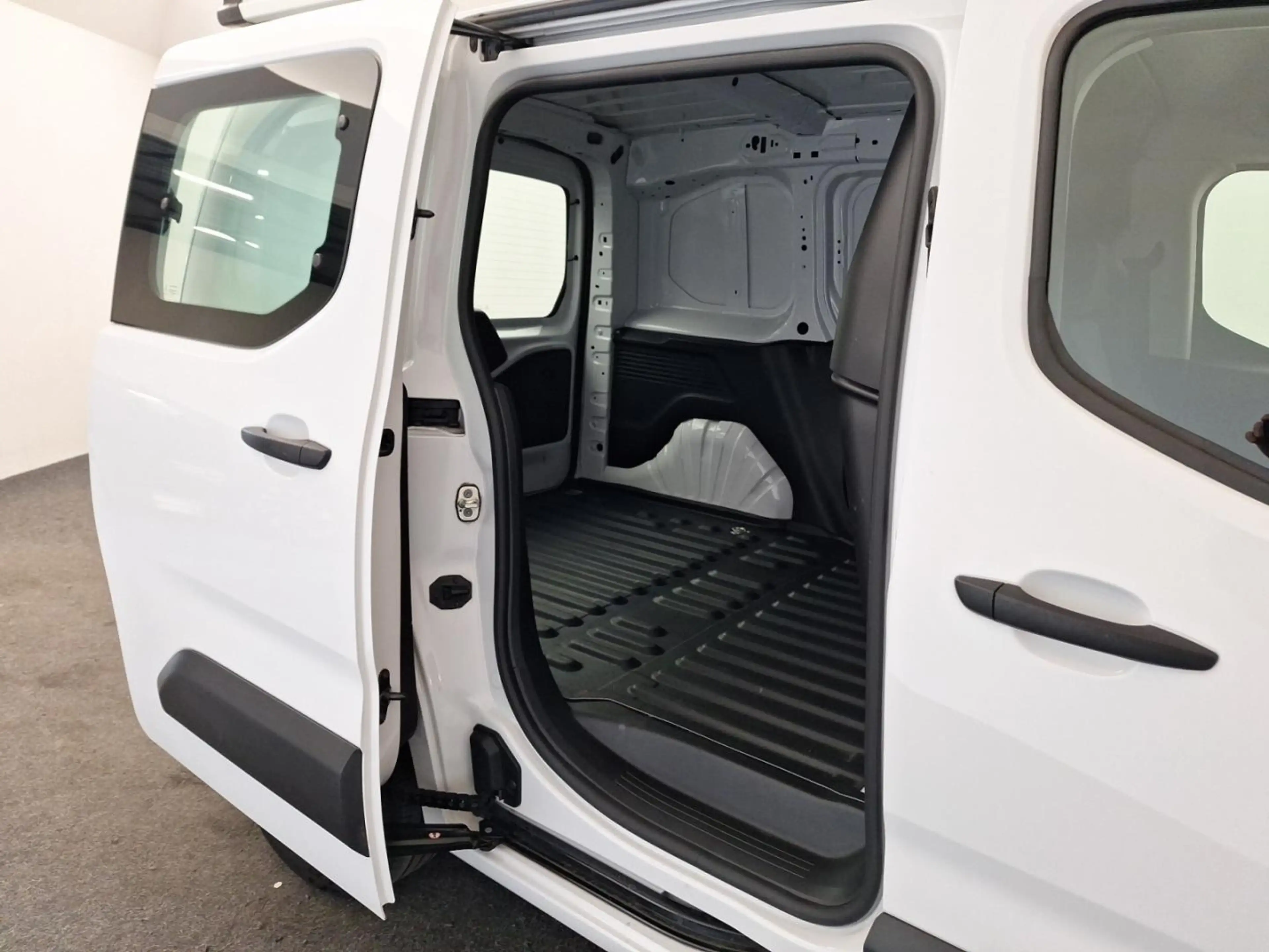 Citroen Berlingo 1.2B 110PK*DAKDRAGER*PARKEERSENSOREN ACHTER*CRUISE — photo 7