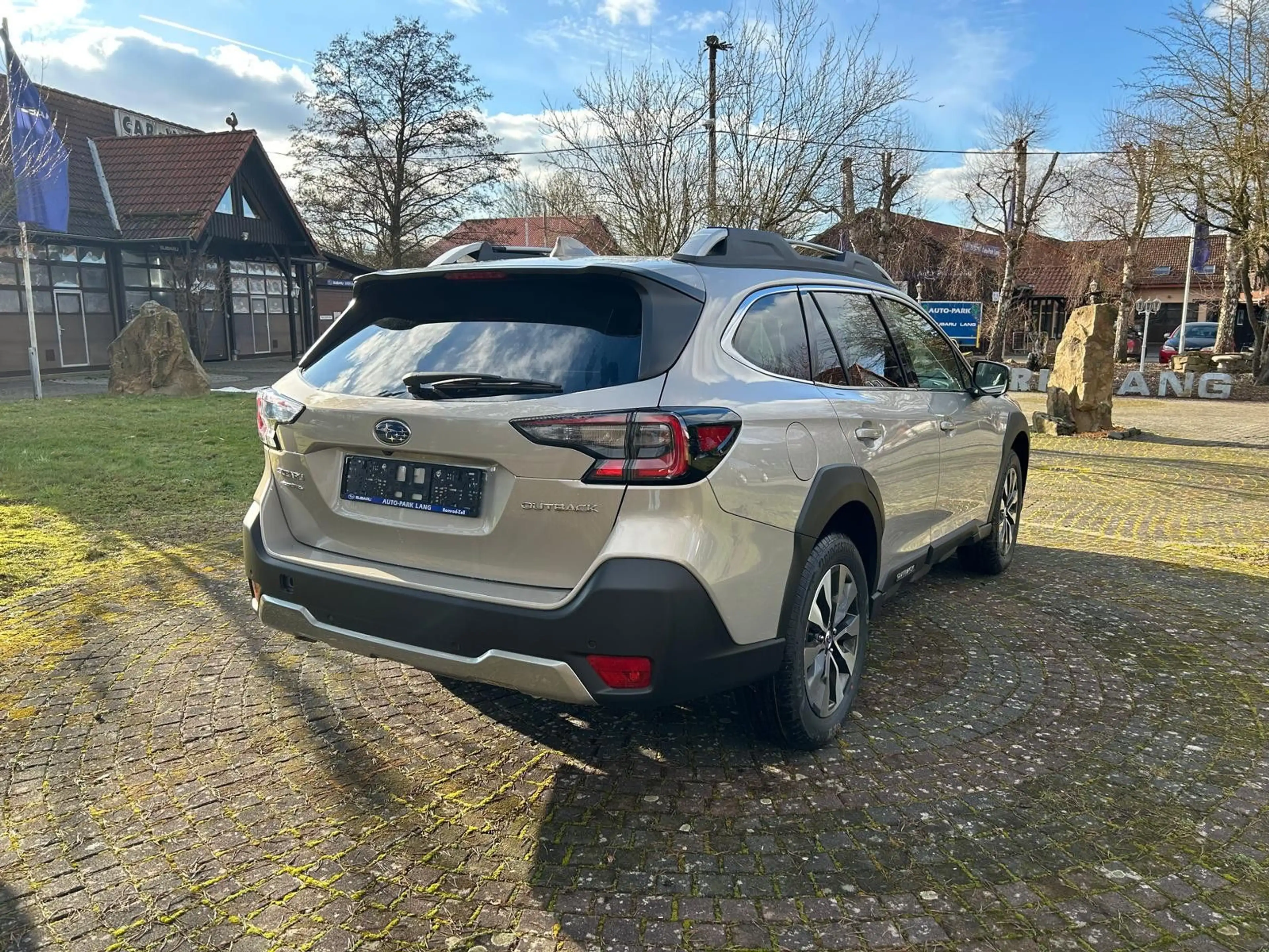 Subaru OUTBACK 2.5i Platinum Lineartronic Modell 2025 — photo 5