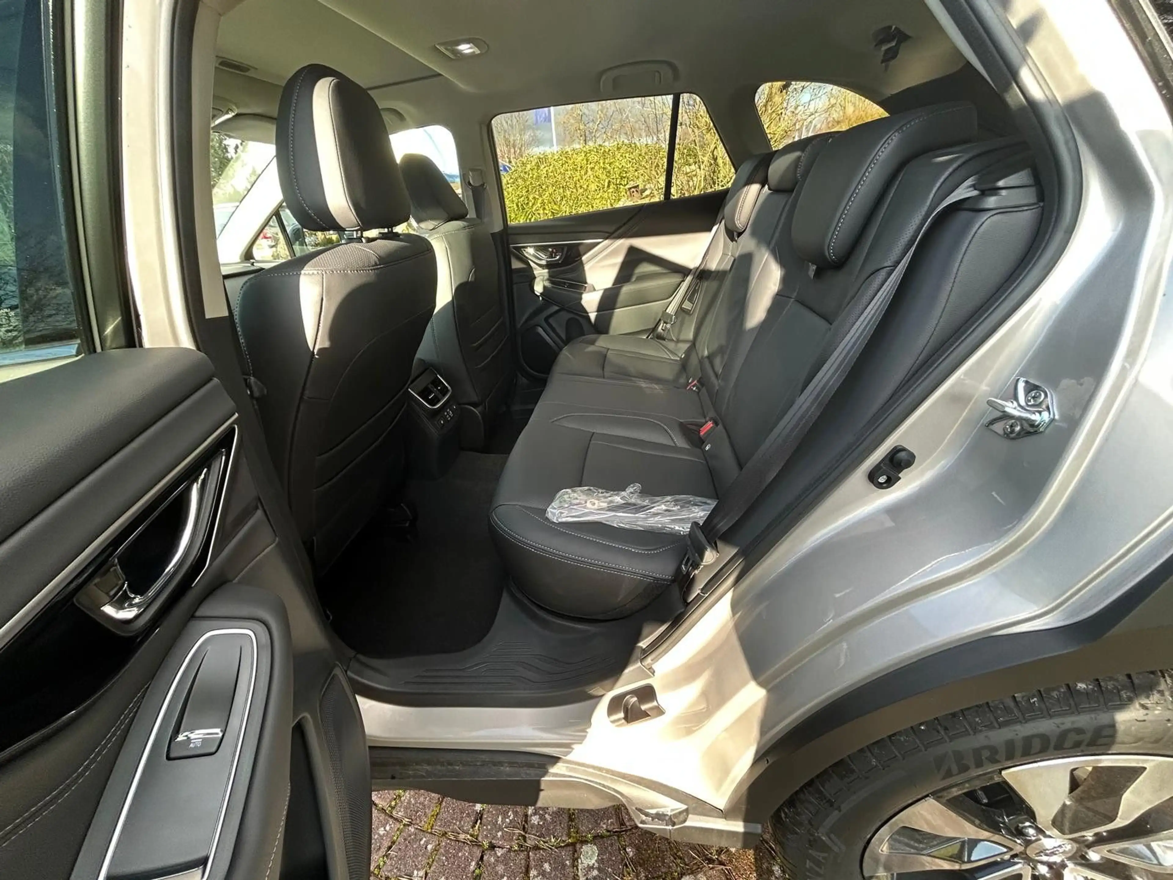Subaru OUTBACK 2.5i Platinum Lineartronic Modell 2025 — photo 11