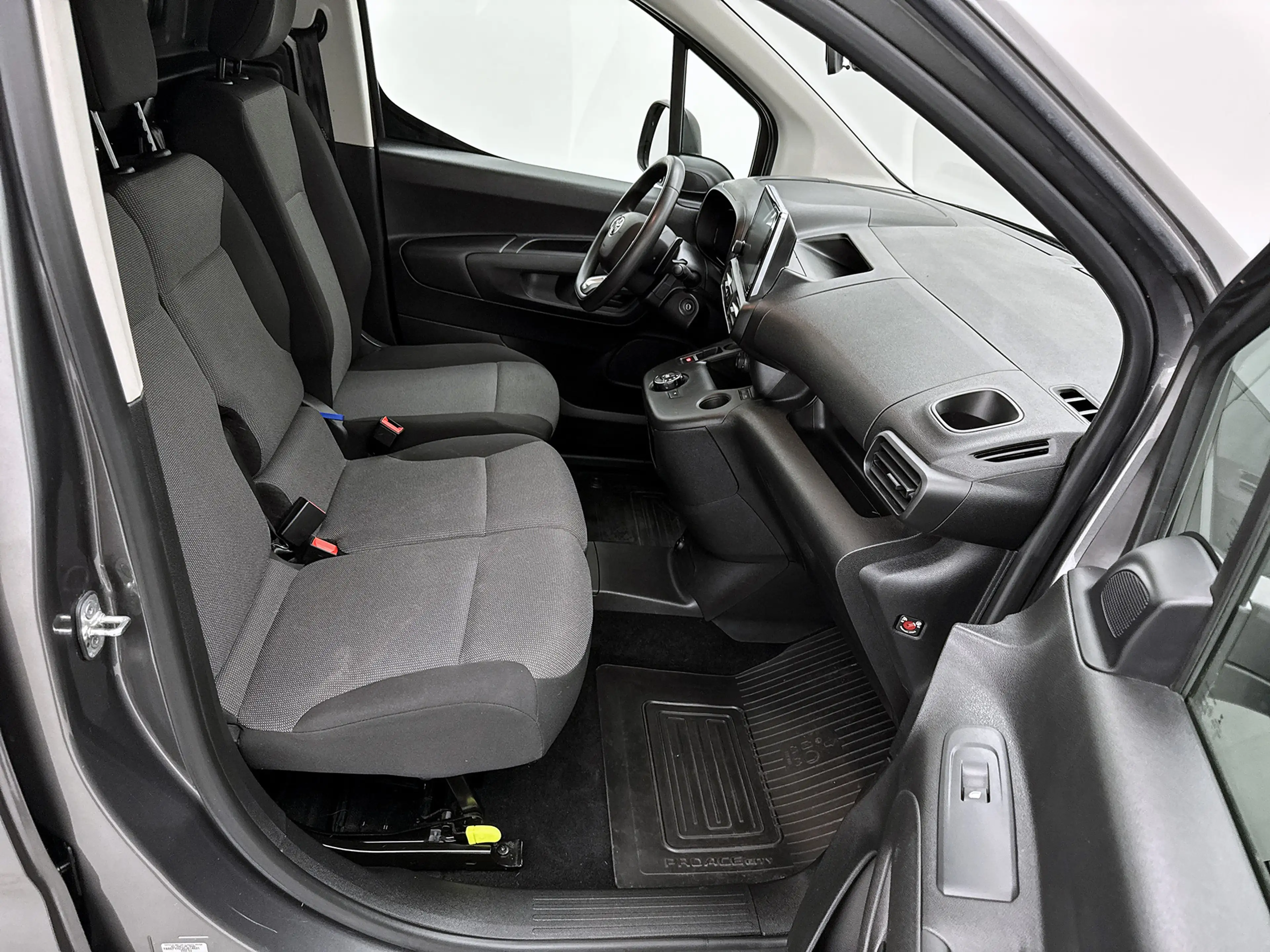 Toyota Proace City 1.5 D-4D Automaat 131pk Camera Carplay Trekhaak Cr — photo 23