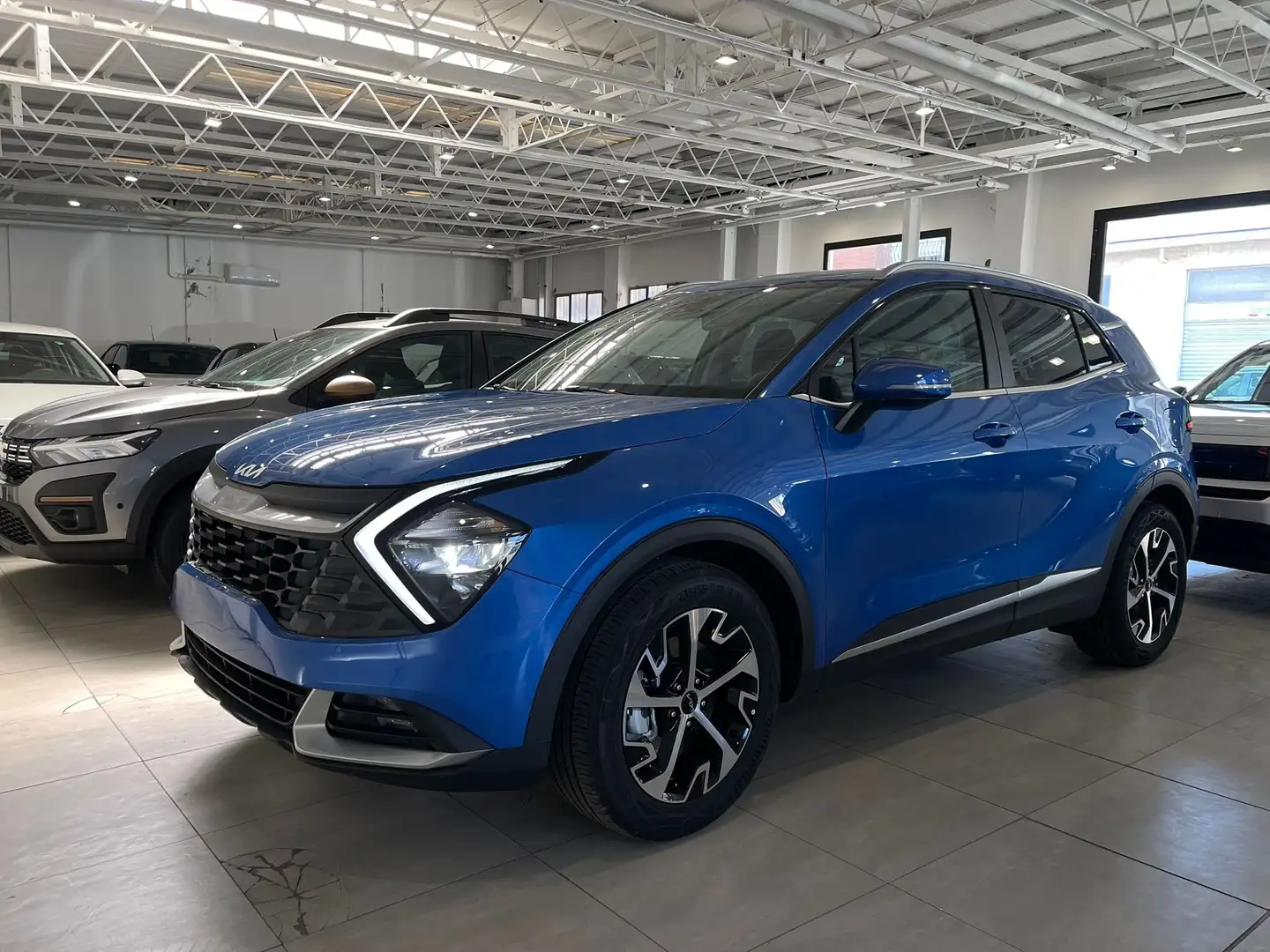 Kia Sportage 1.6 tgdi 160CV style Gpl 2wd pronta consegna Nero - 2