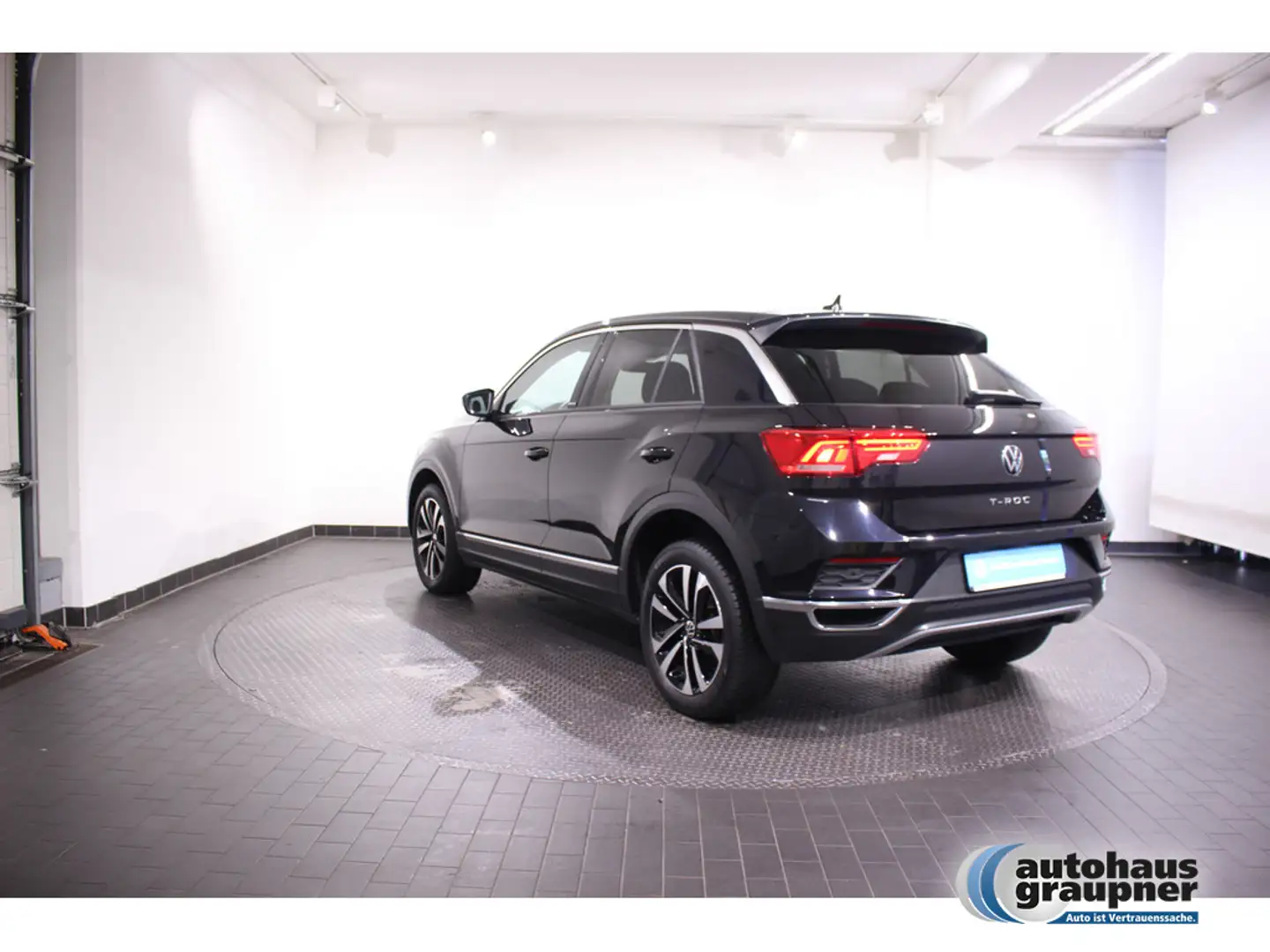 Volkswagen T-Roc 1.0 TSI United KLIMA PDC SHZ NAVI Nero - 2