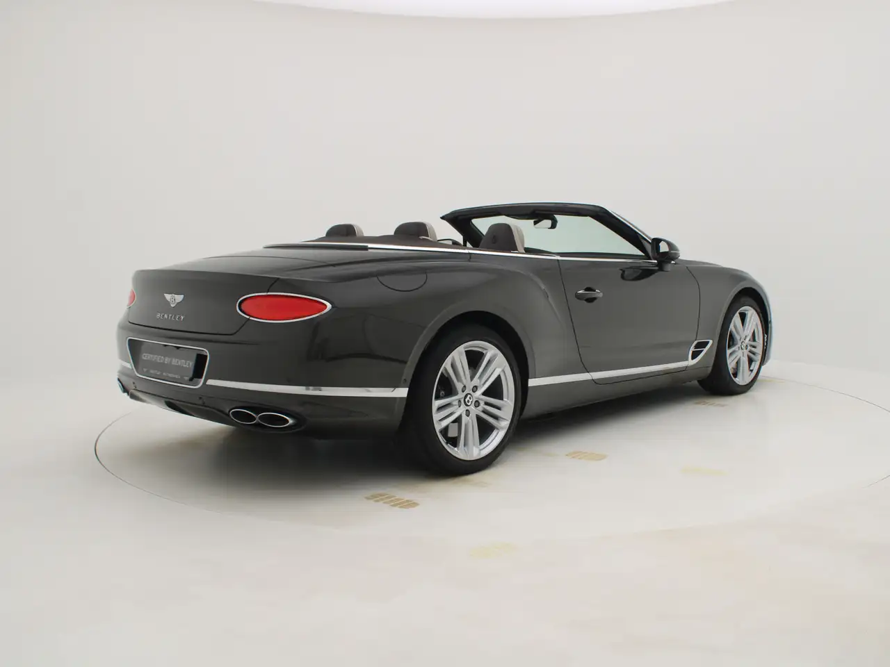 Bentley Continental GTC 2022