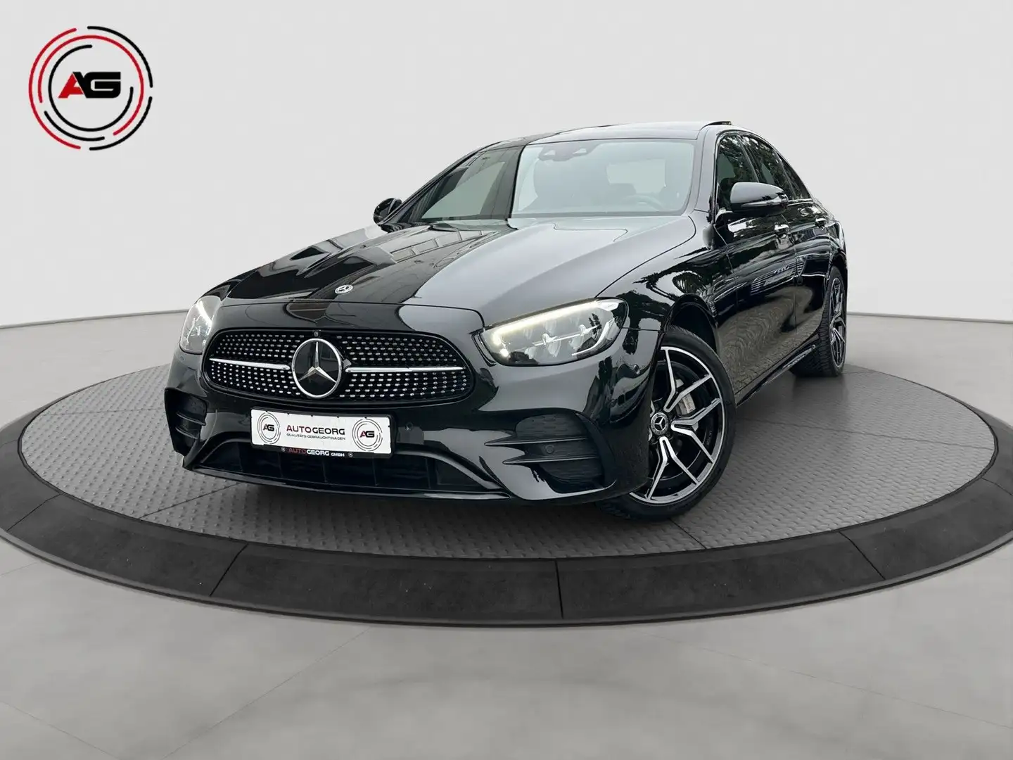 Mercedes-Benz E 300 E300e AMG BURMESTER PANO 360°KAM ACC KEYLESS GO Noir - 1