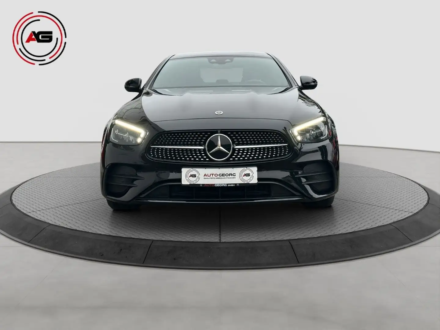 Mercedes-Benz E 300 E300e AMG BURMESTER PANO 360°KAM ACC KEYLESS GO Noir - 2