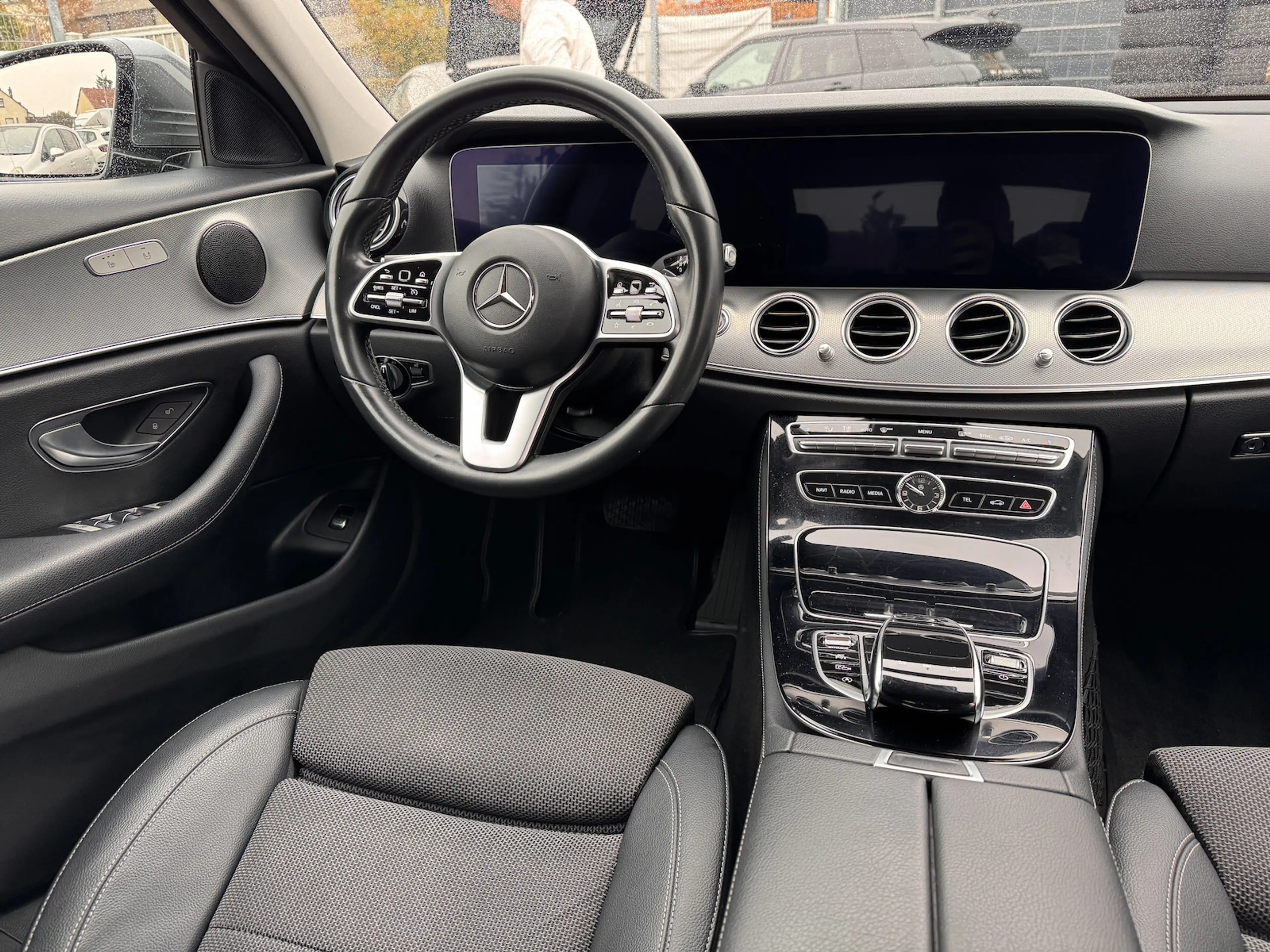 Mercedes-Benz E 400 d 4Matic Avantgarde COMAND RFKA WIDESCREEN — photo 14