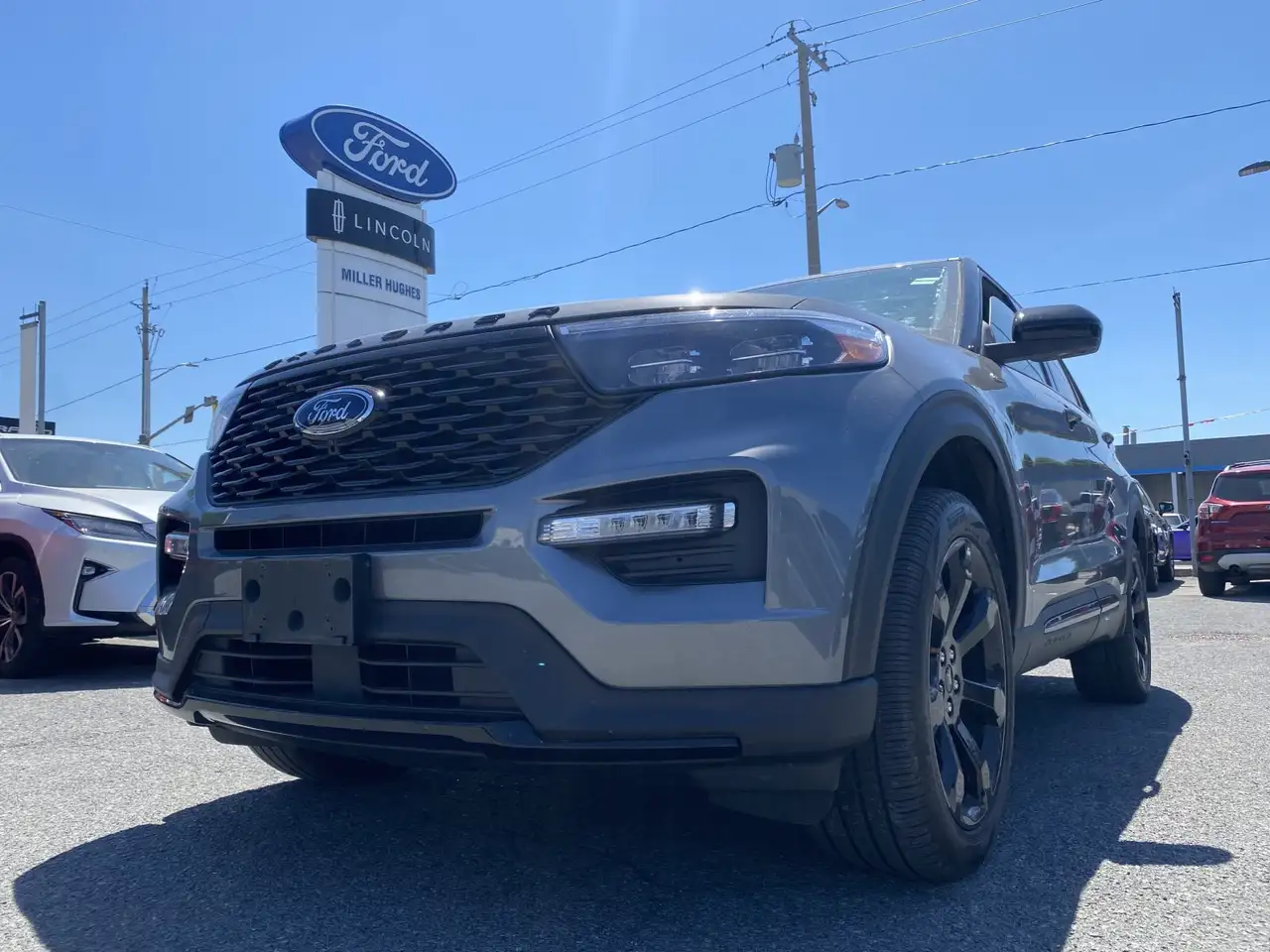 Ford Explorer снимка Ford Explorer