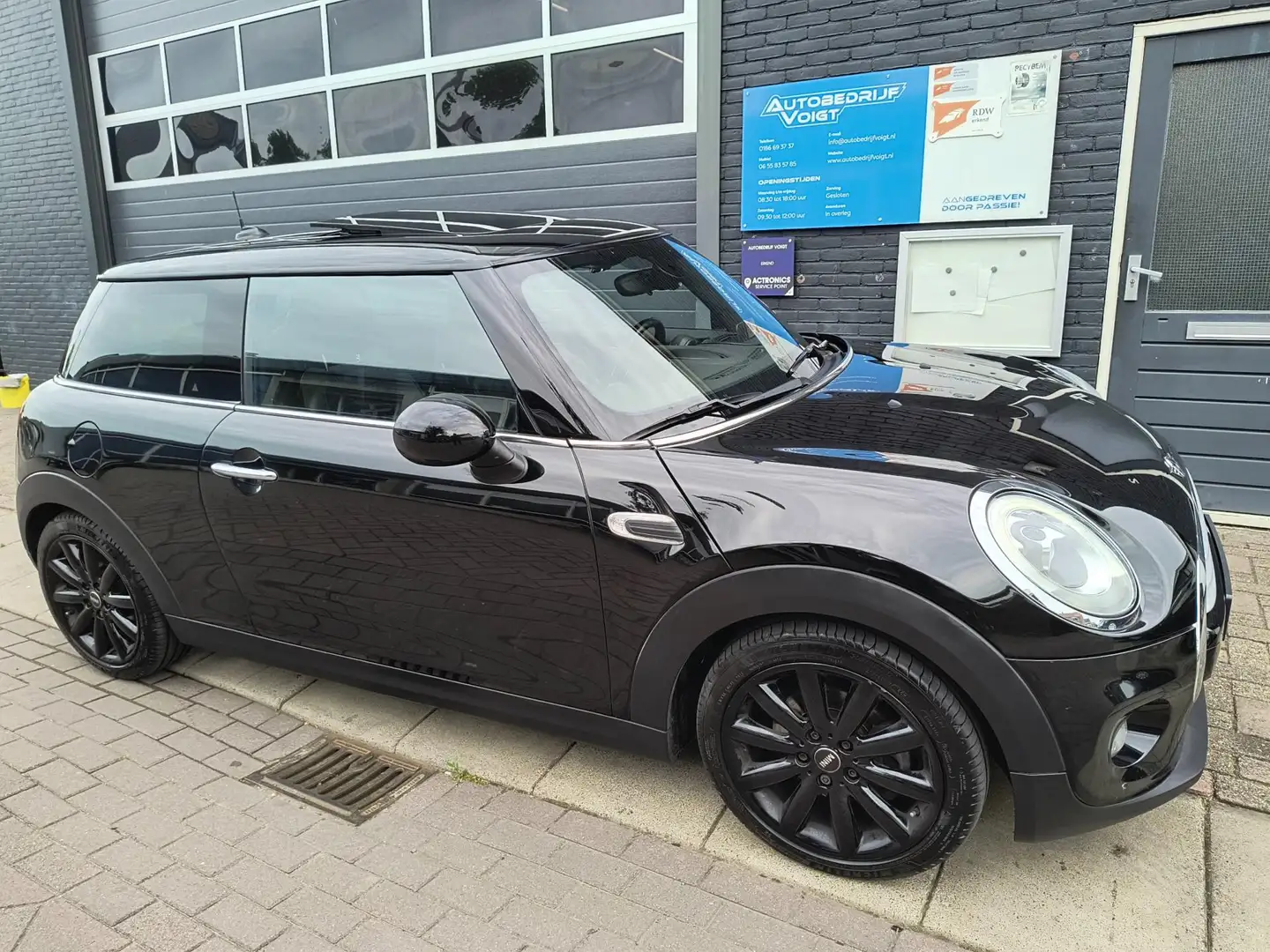 MINI Cooper Mini 1.5 vol opties, beurt, rondom nieuwe remmen e Zwart - 2
