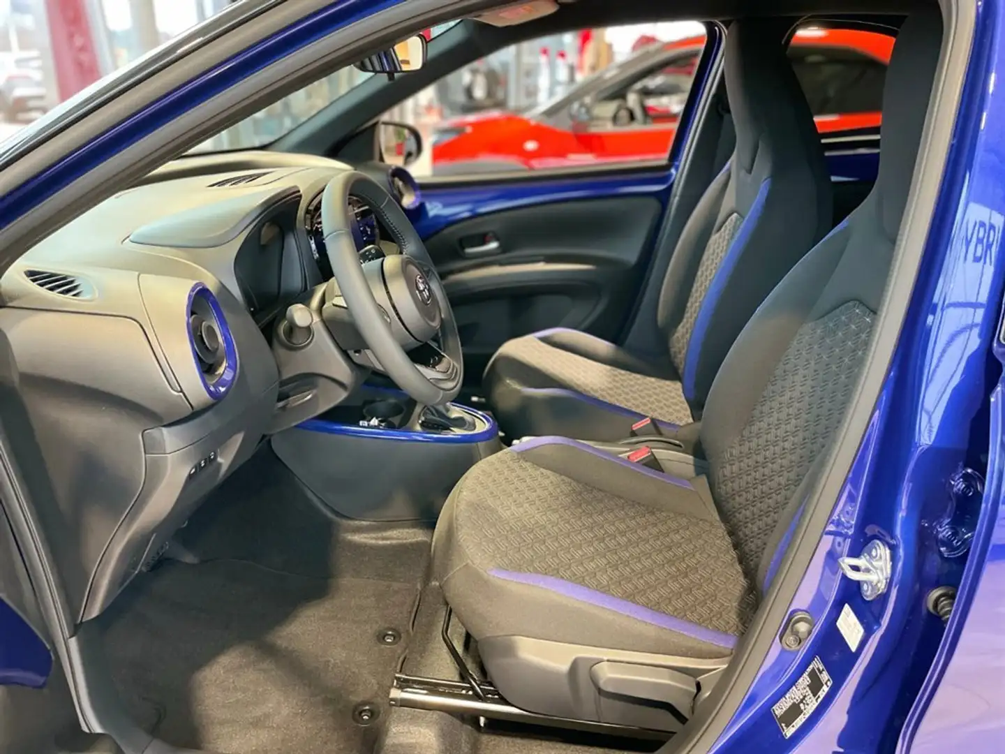 Toyota Aygo X Air 1,0 VVT-i Pulse Bleu - 2