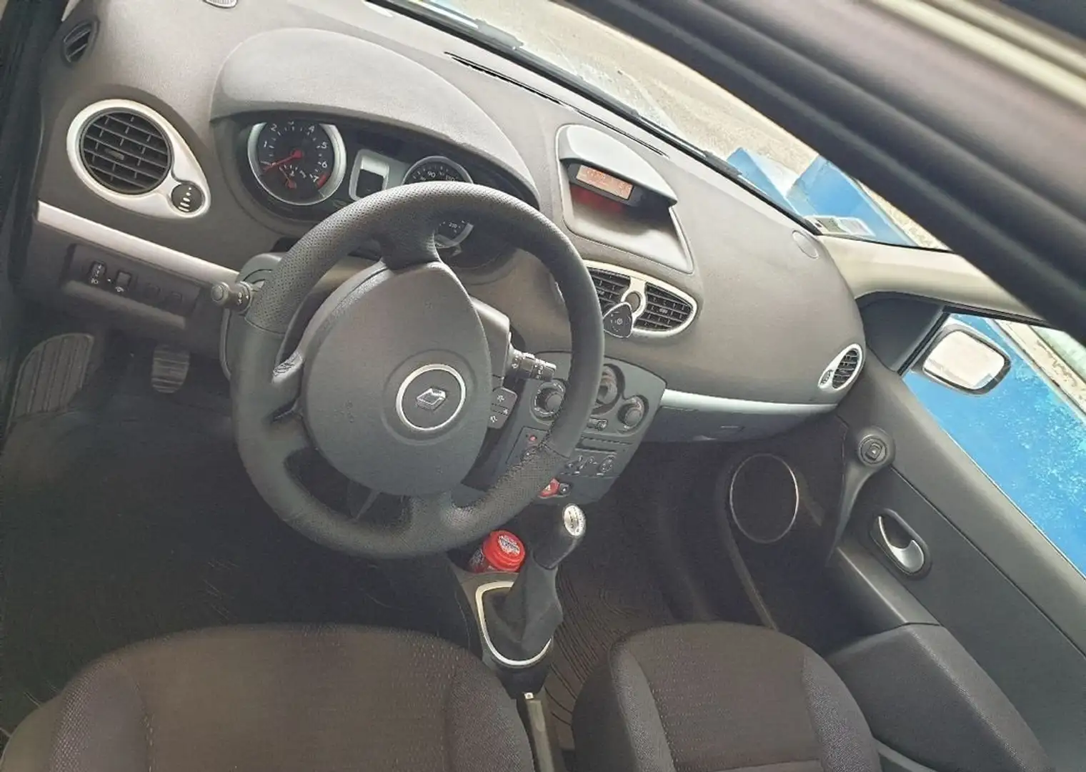Renault Clio Gris - 2