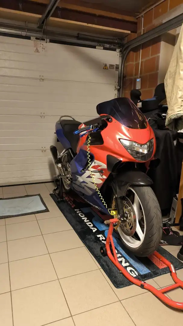 Honda CBR 600 Rouge - 1