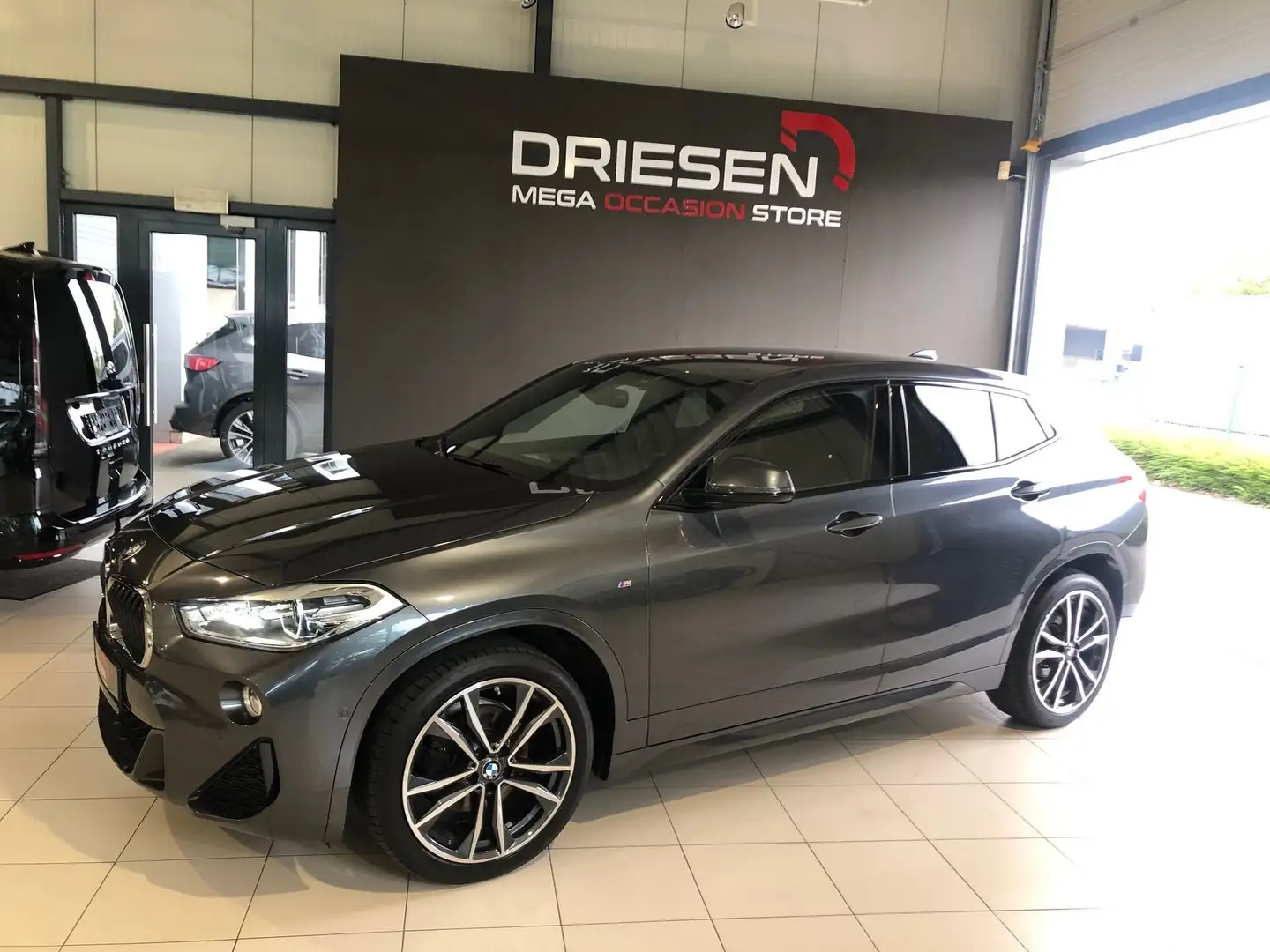 BMW X2 M sDrive18i M SPORT BIJ DRIESEN IN BREE 089/46 - 1
