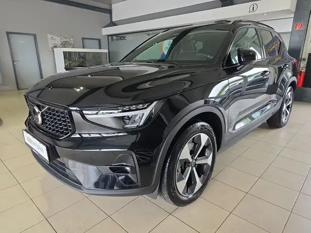 Volvo XC40 B4 Ultimate Dark AWD ACC BLIS AHK 360° LED