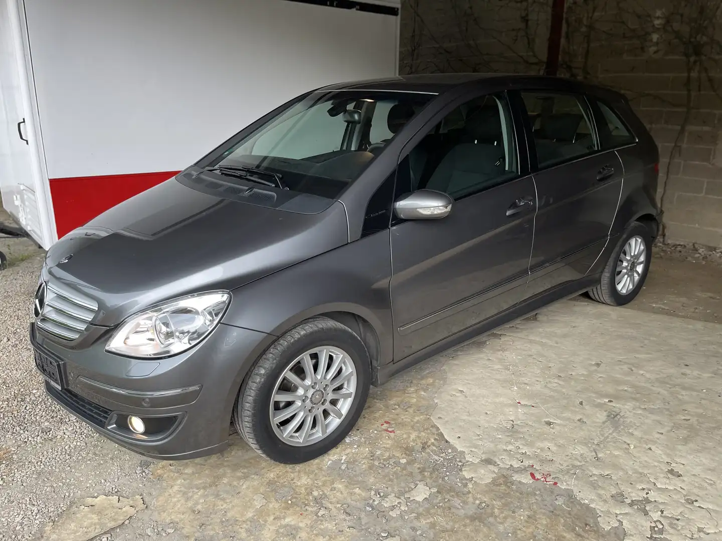 Mercedes-Benz B 170 Autotronic Special Edition Grau - 1