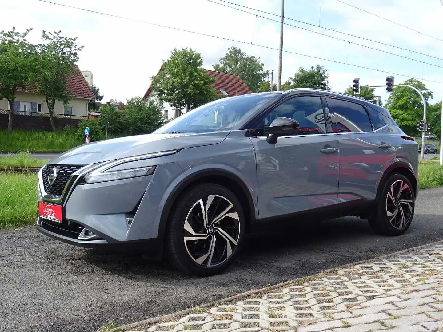 Nissan Qashqai 1.3 DIG-T MHEV Xtronic Tekna+ Gris - 2