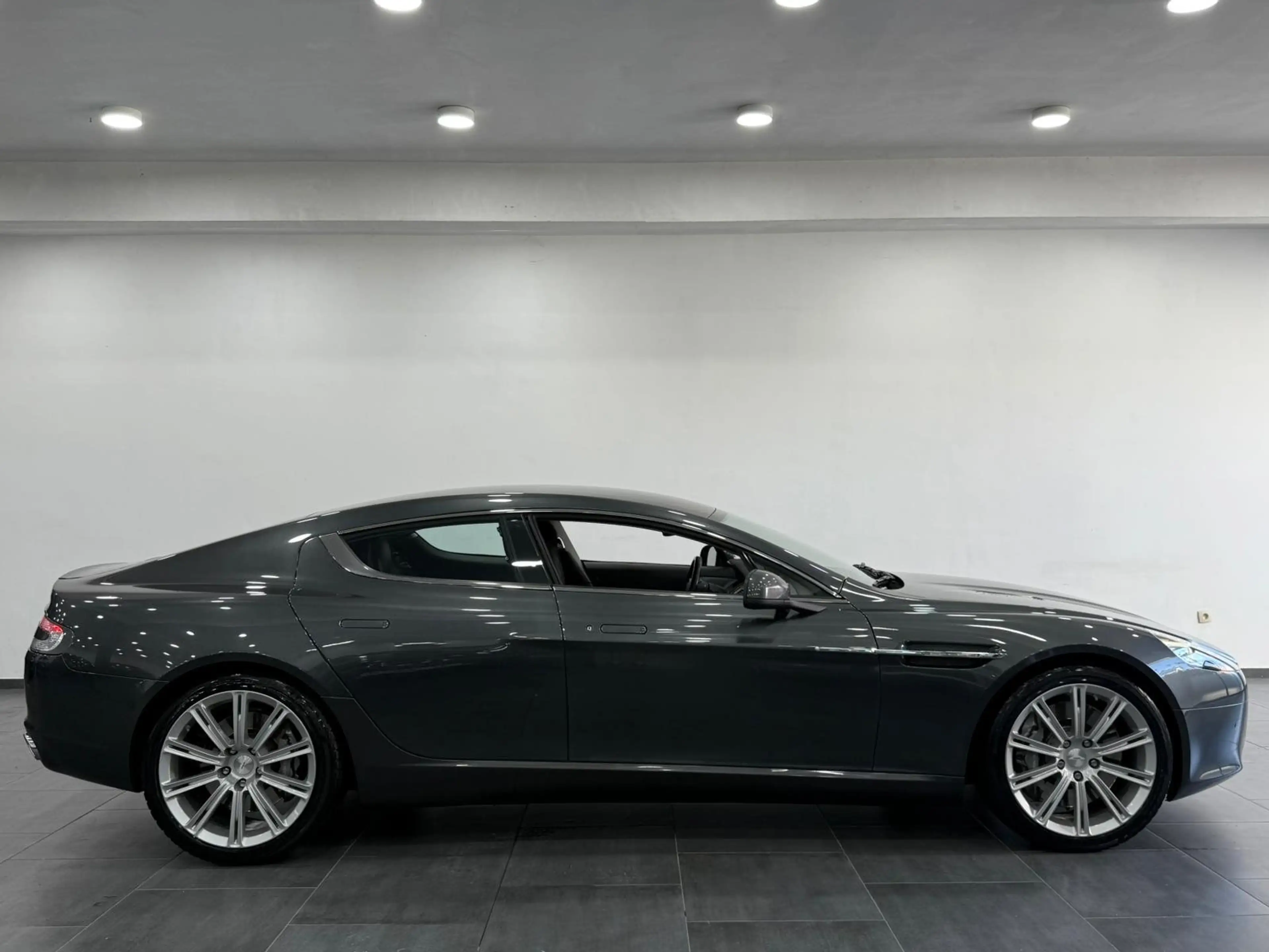 Aston Martin Rapide Rapide 5.9iV12 1Hand New Engine Full Aston Service — photo 3