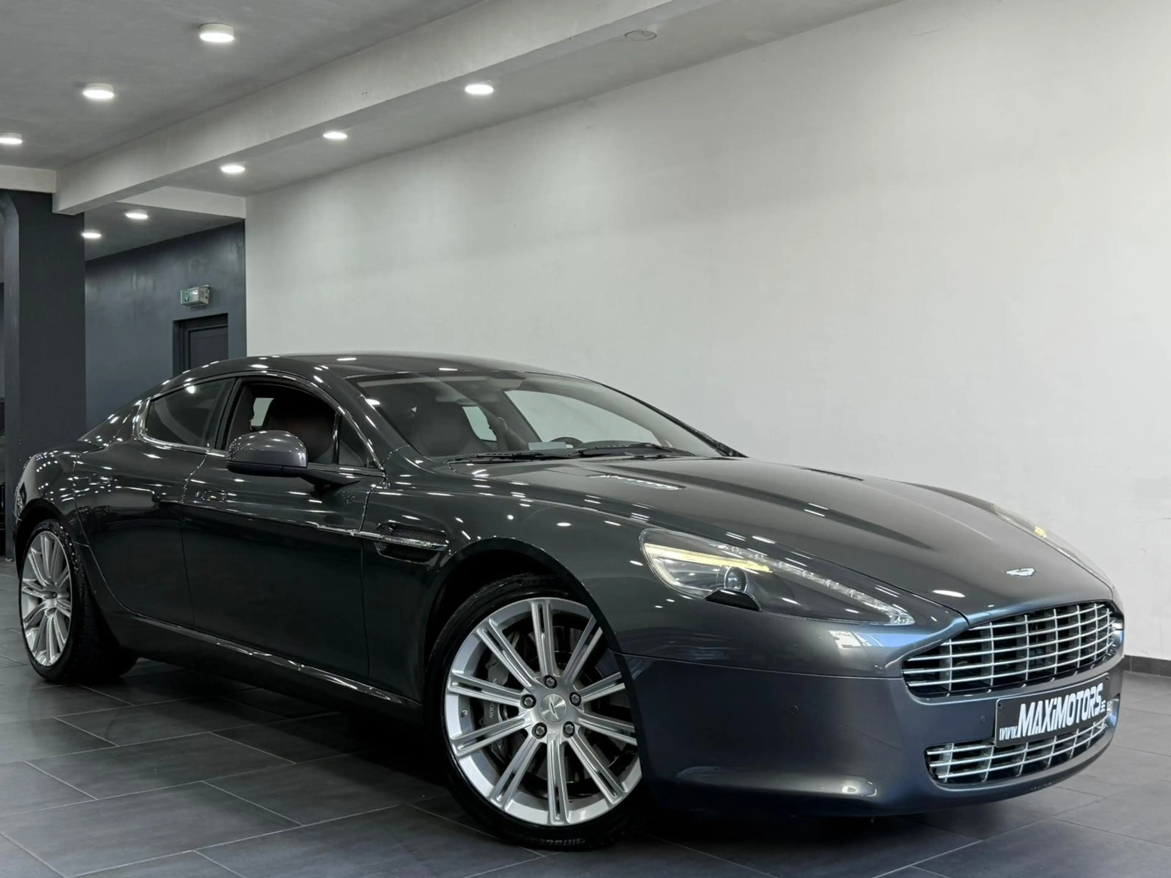 Aston Martin Rapide Rapide 5.9iV12 1Hand New Engine Full Aston Service — photo 4
