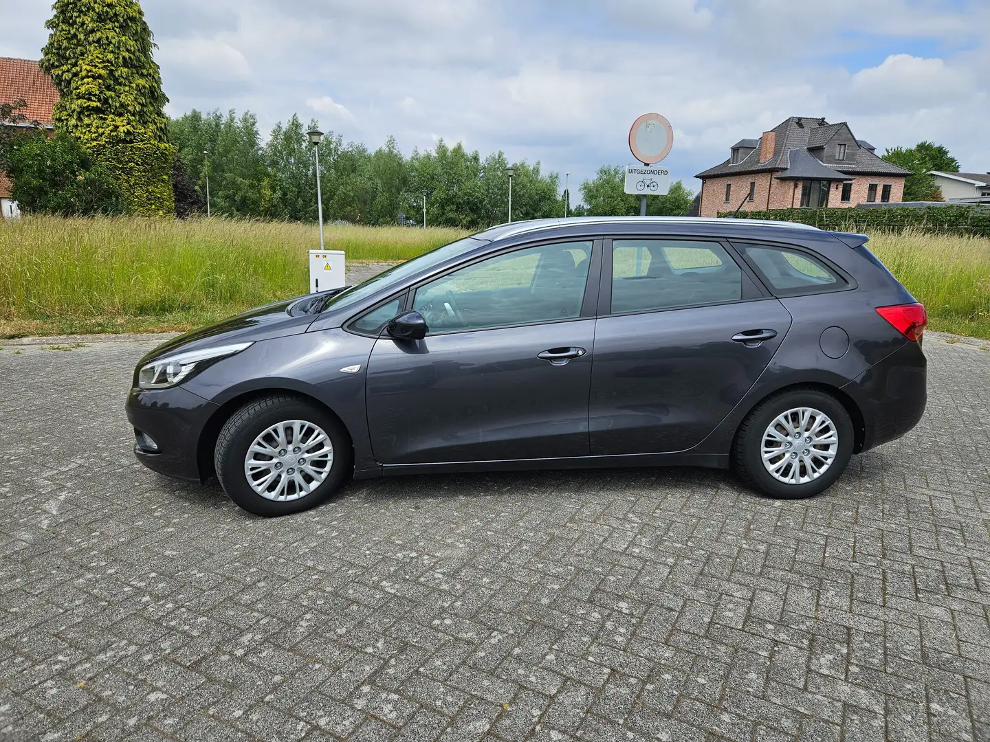 Kia Ceed SW / cee'd SW Ceed 1.4 CVVT SW Access (airco stuk) Gris - 2