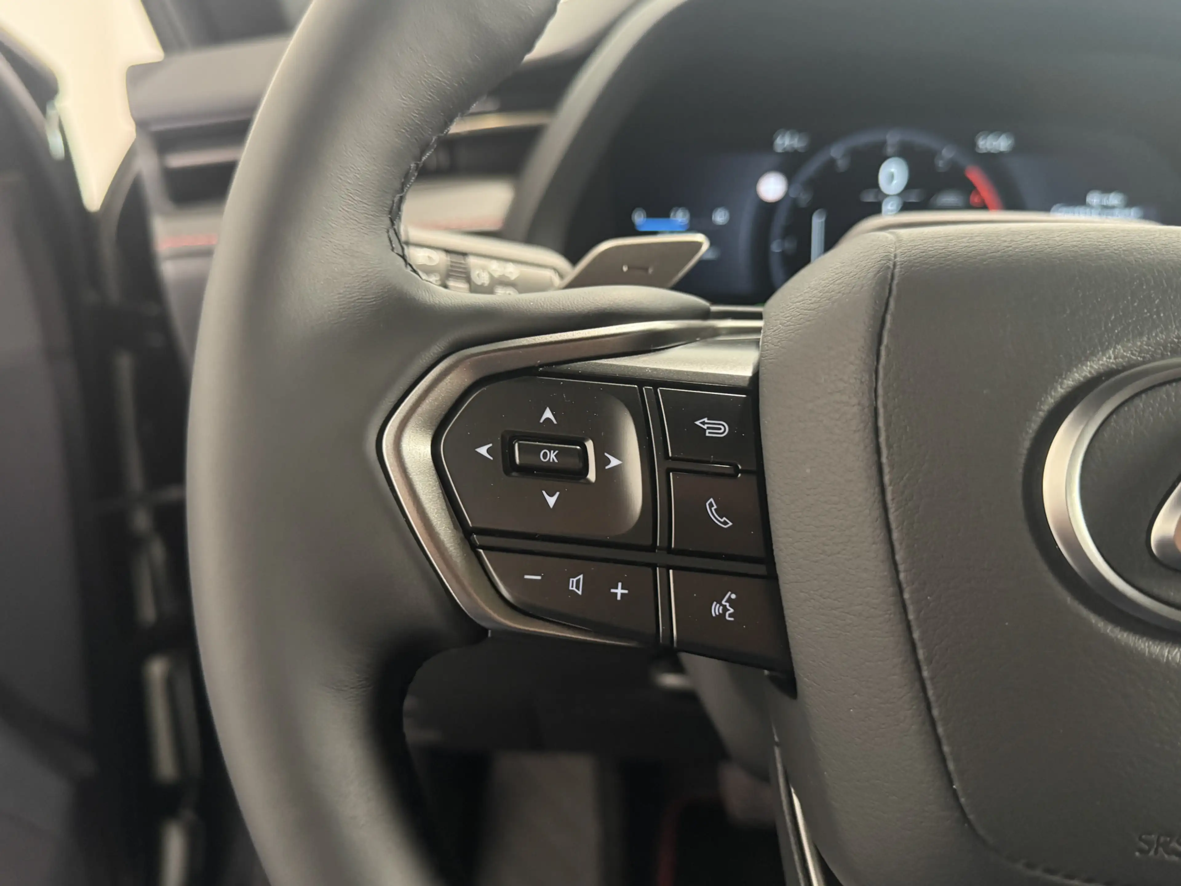 Lexus LBX 35th Edition | Elektr. Stoel | Stuur/Stoelverwarmi — photo 12
