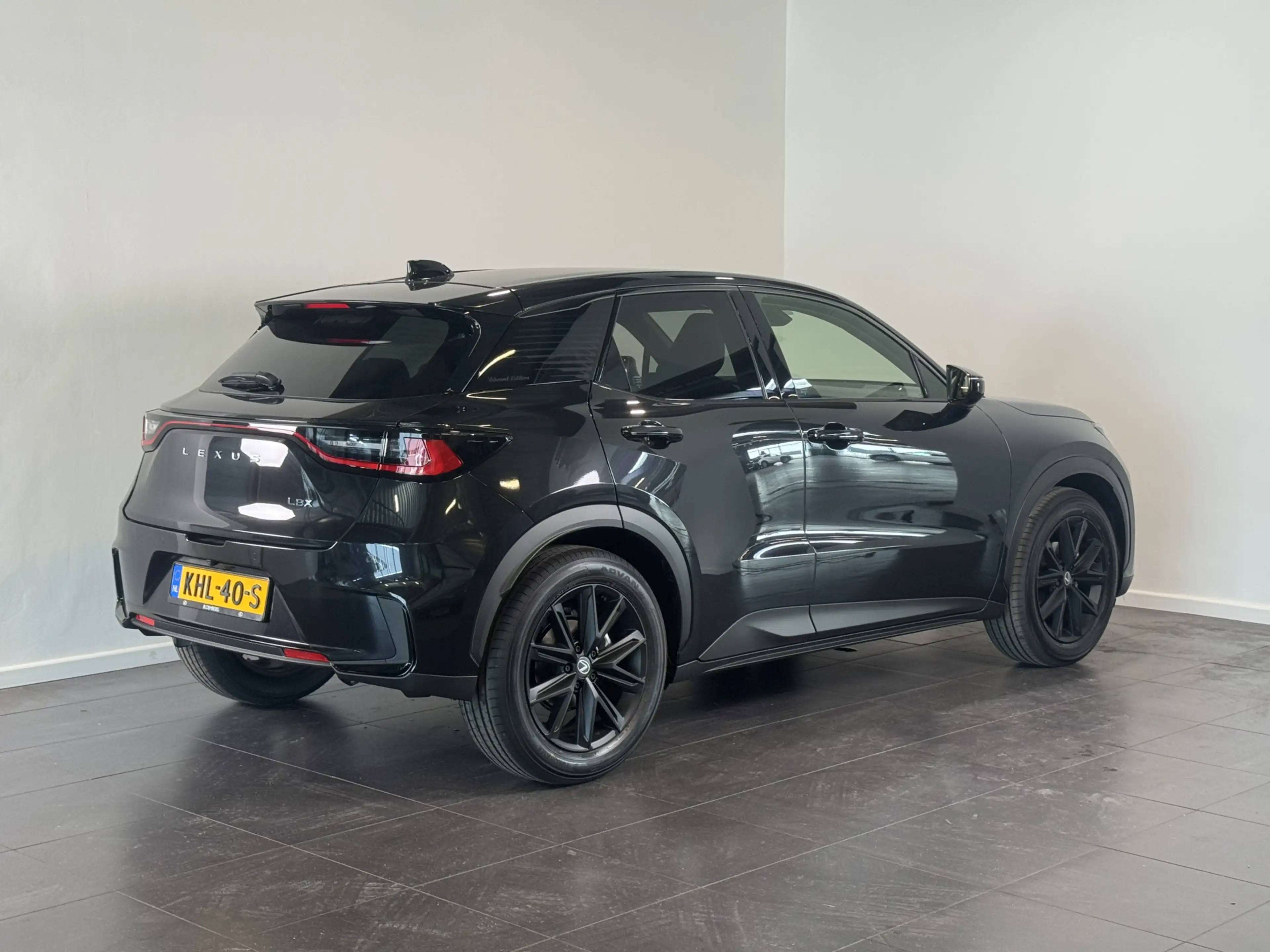 Lexus LBX 35th Edition | Elektr. Stoel | Stuur/Stoelverwarmi — photo 4