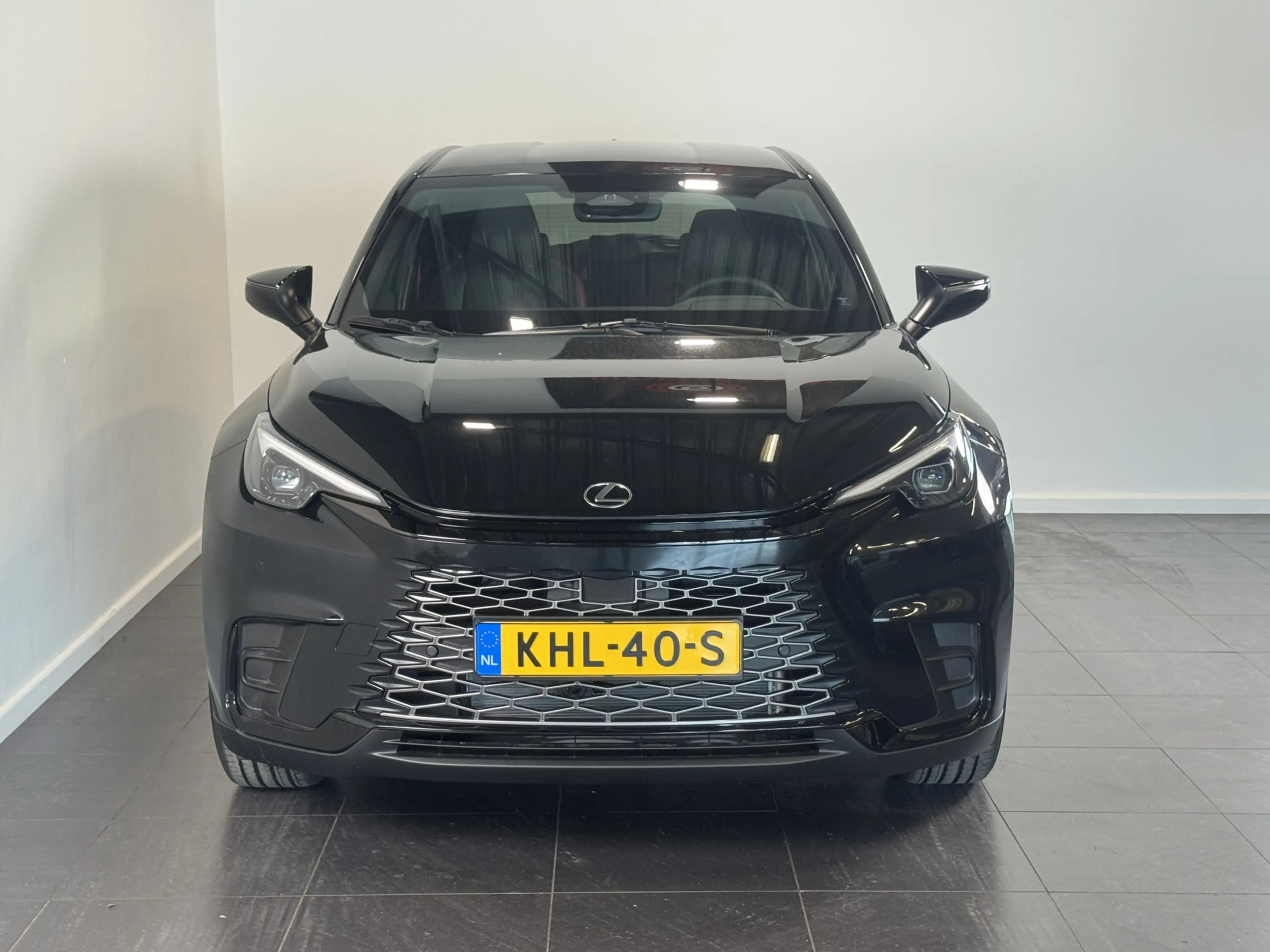 Lexus LBX 35th Edition | Elektr. Stoel | Stuur/Stoelverwarmi — photo 2