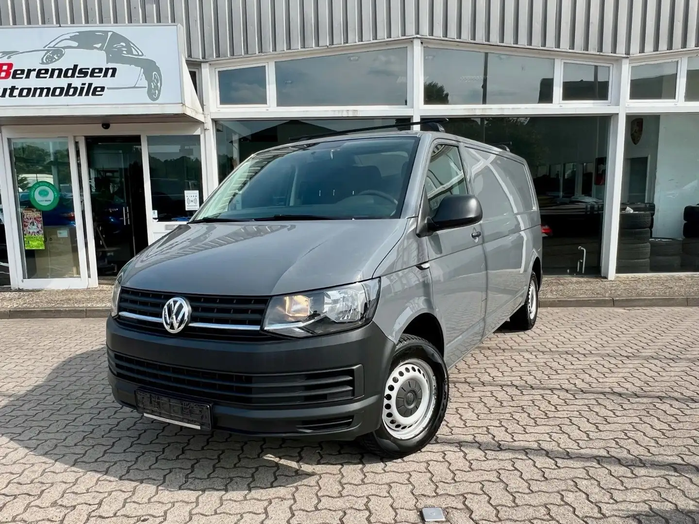 Volkswagen T6 Transporter T6 TRANSPORTER LANG/DSG/AHK/2.HD/KLIMA/SITZHZG. Grau - 1