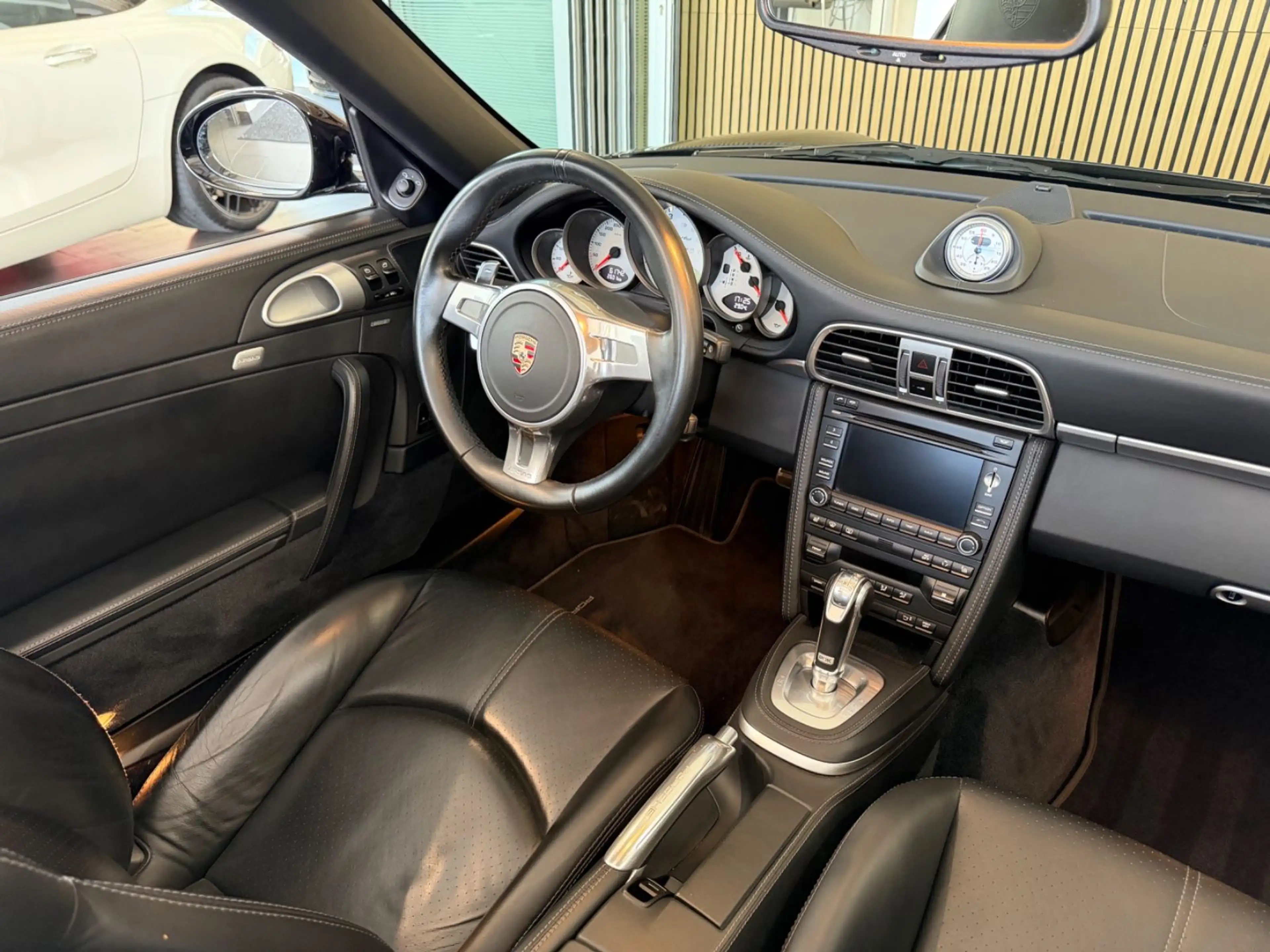 Porsche 997 Turbo Cabrio DEUTSCH/TOP-HISTORIE/SCHECKHEFT — photo 15