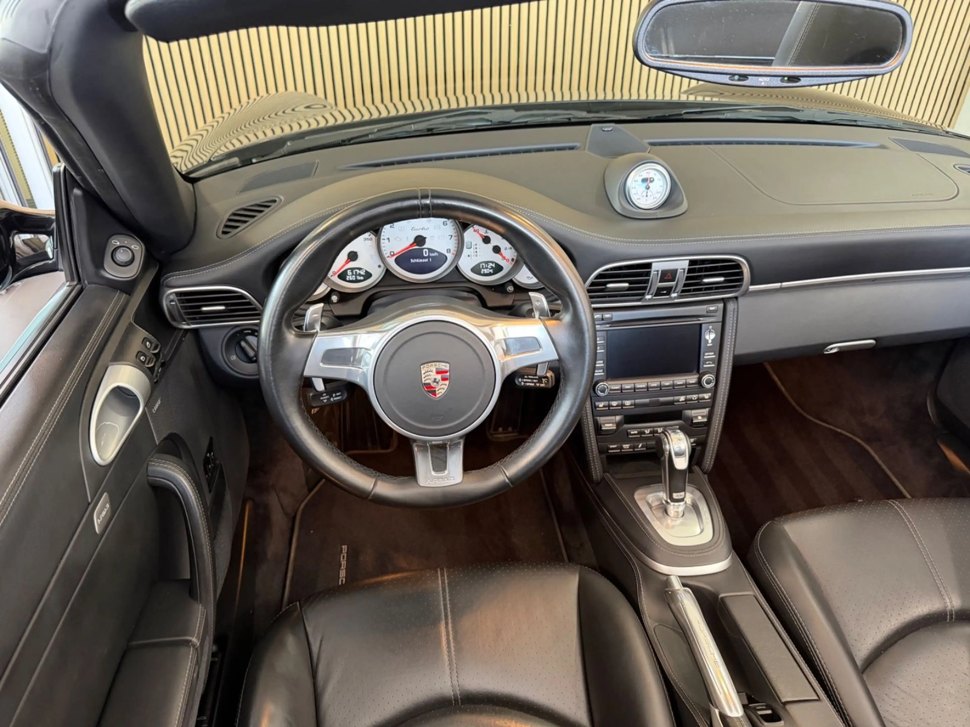 Porsche 997 Turbo Cabrio DEUTSCH/TOP-HISTORIE/SCHECKHEFT — photo 13