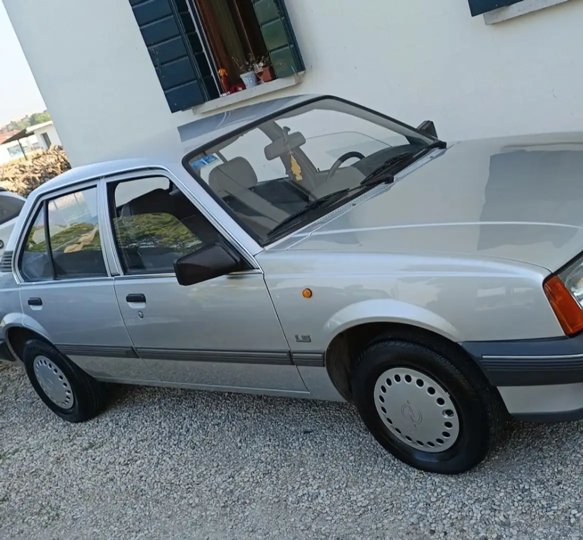 Opel Ascona c LS - 2