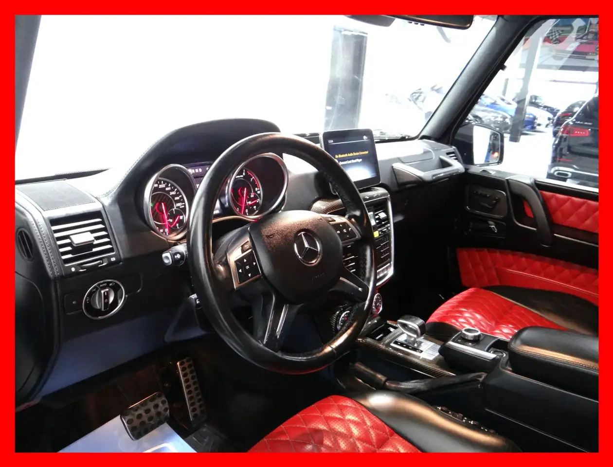 Mercedes-Benz G-Class снимка Mercedes-Benz G-Class