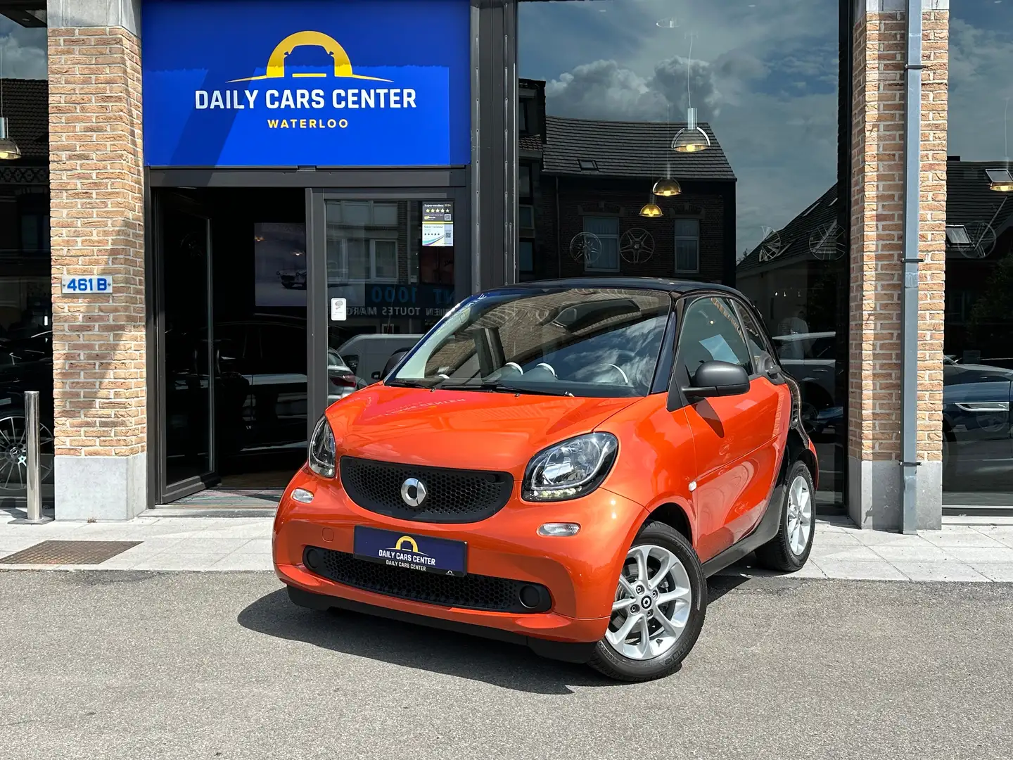 smart forTwo 1.0i Passion I Cruise Reg I PDC I CARNET COMPLET Orange - 1