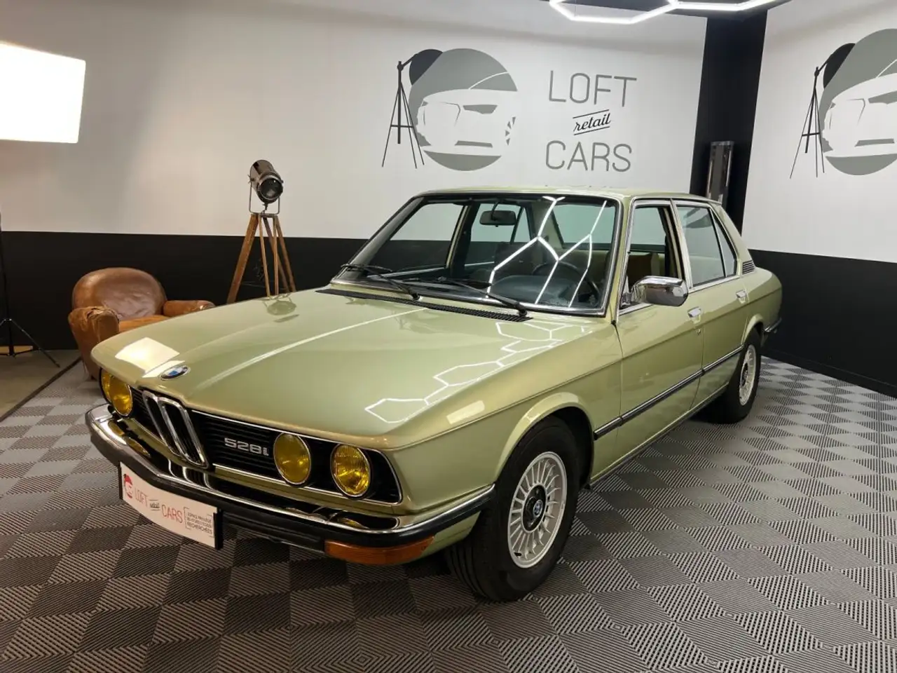 BMW 528 SERIE E12 528i, foto 3