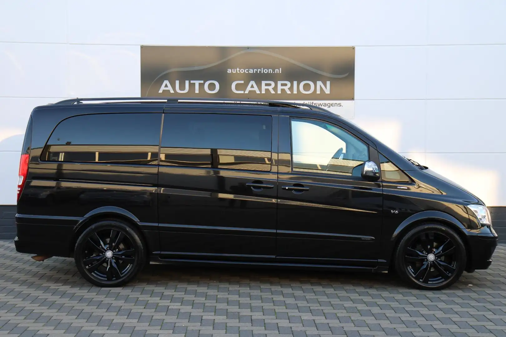 Mercedes-Benz Viano 3.0 CDI V6 Grand Edition Avantgarde Pano Noir - 2