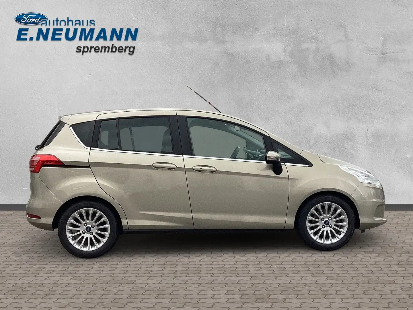 Ford B-Max Titanium Silber - 1