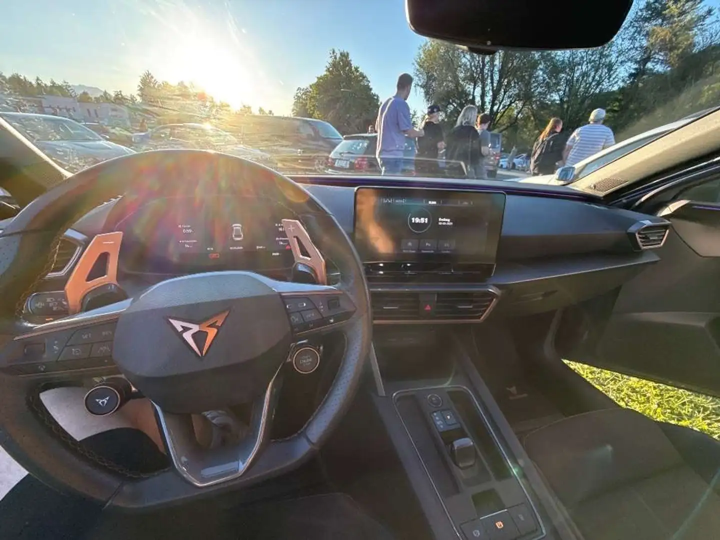 CUPRA Leon Leon SP Kombi VZ 2,0 TSI 300 DSG Grau - 2