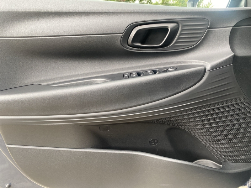 Hyundai i20 Select FL Cool & Sound Navi Klima — photo 13
