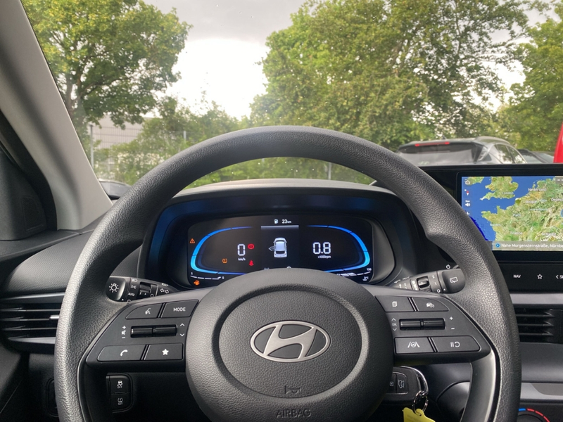 Hyundai i20 Select FL Cool & Sound Navi Klima — photo 12