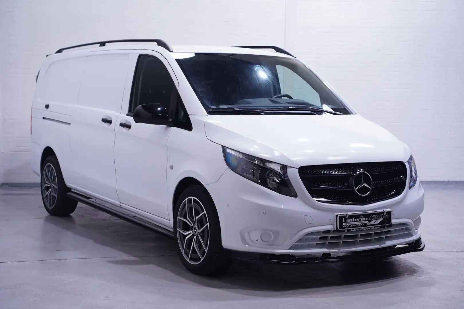 Mercedes-Benz Vito 116 CDI 163 pk XL Black&White Edition Navi, 19" AM Blanc - 2