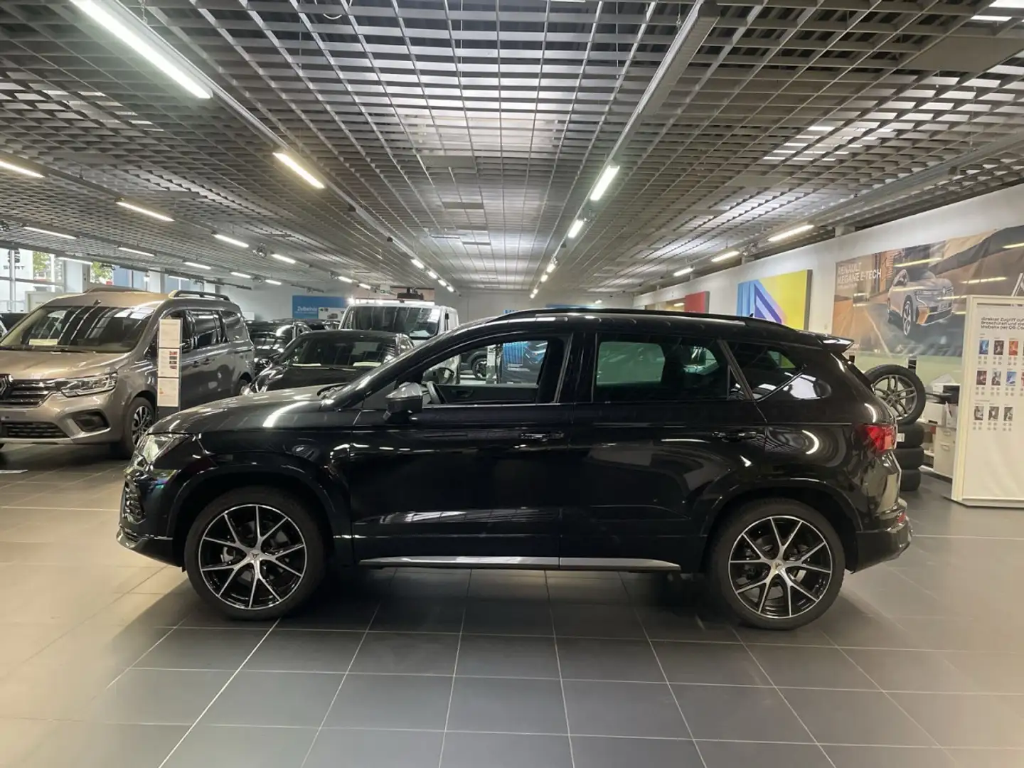 CUPRA Ateca 2.0 TSI 140 kW Klima Navi Rückfahrkamera Noir - 2