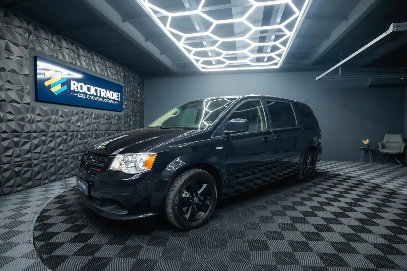 Dodge Grand Caravan 3.6 V6 SXT LPG *7 Sitze*TV*Kamera* Fekete - 1