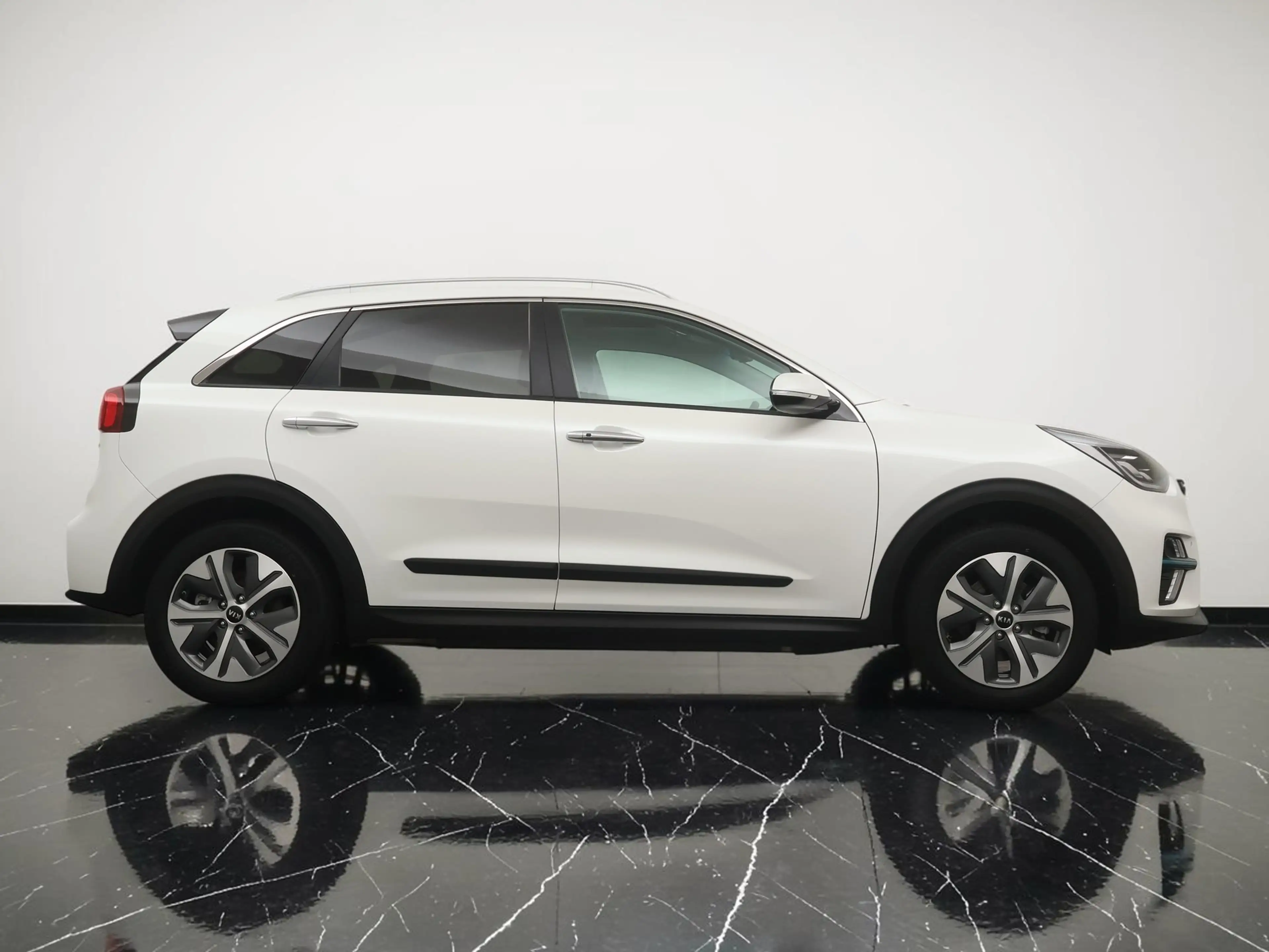 Kia e-Niro 39kWh DynamicPlusLine - Navigatie - Camera - Elekt — photo 11