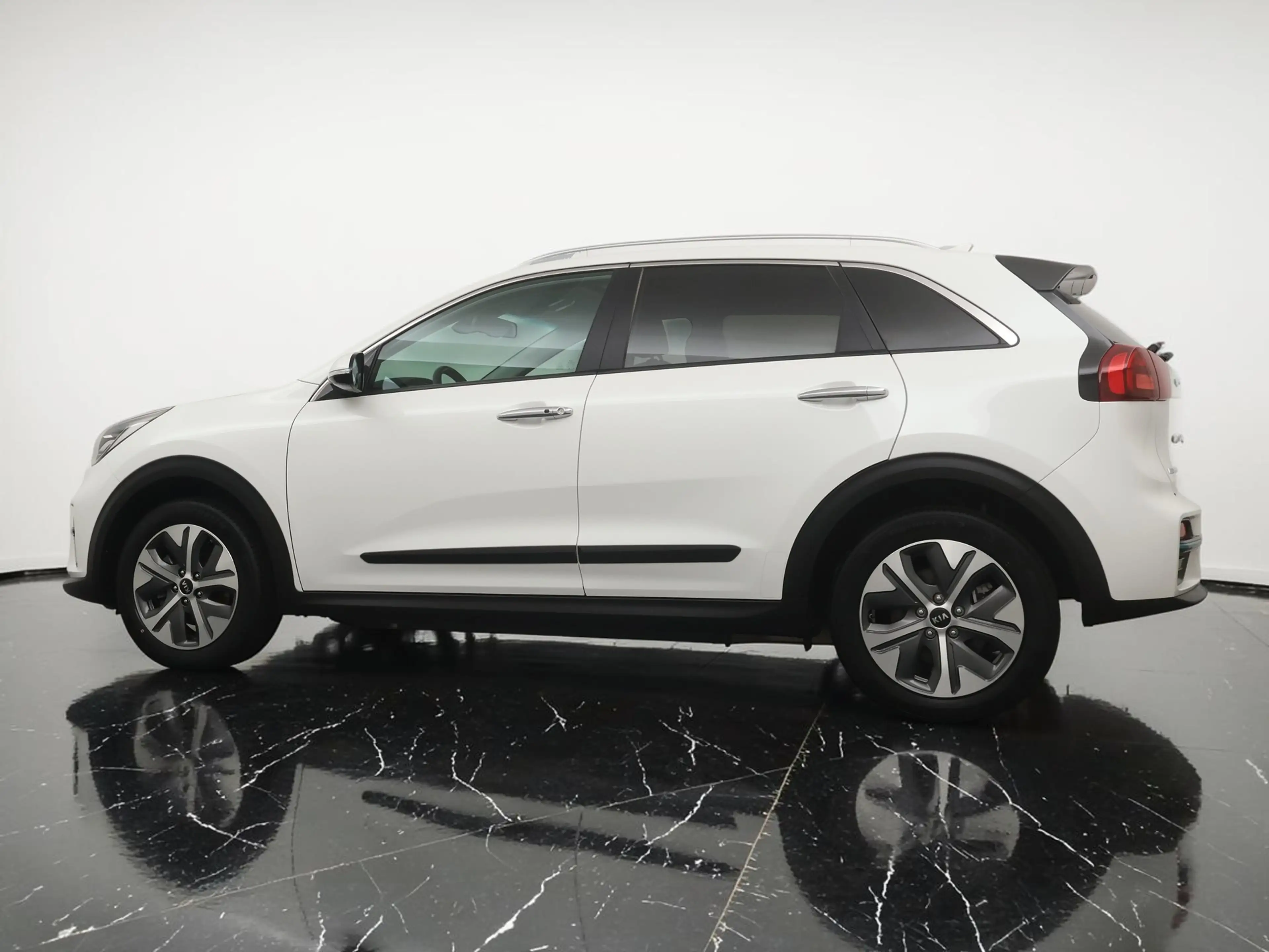 Kia e-Niro 39kWh DynamicPlusLine - Navigatie - Camera - Elekt — photo 6