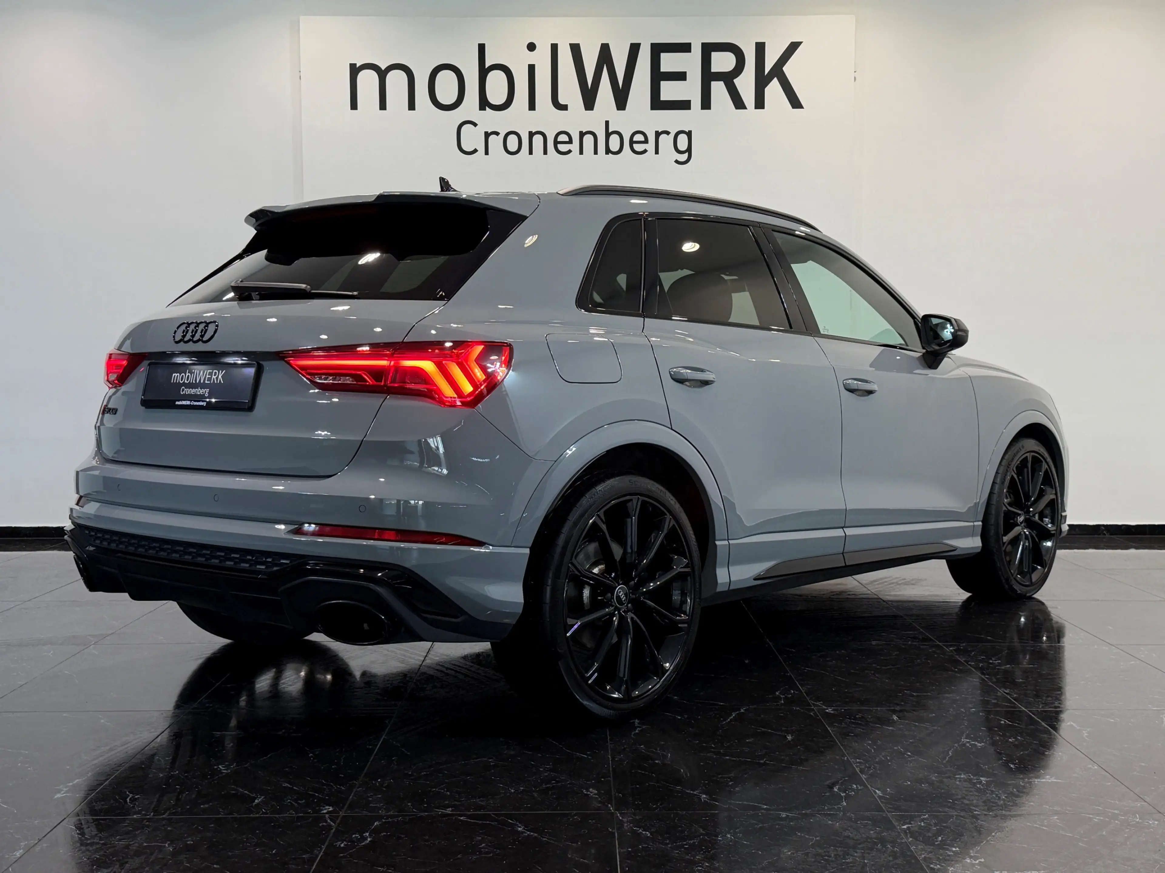 Audi RS Q3 PANO Matrix RS-Abgas B&O Totwinkel ACC Spur — photo 3