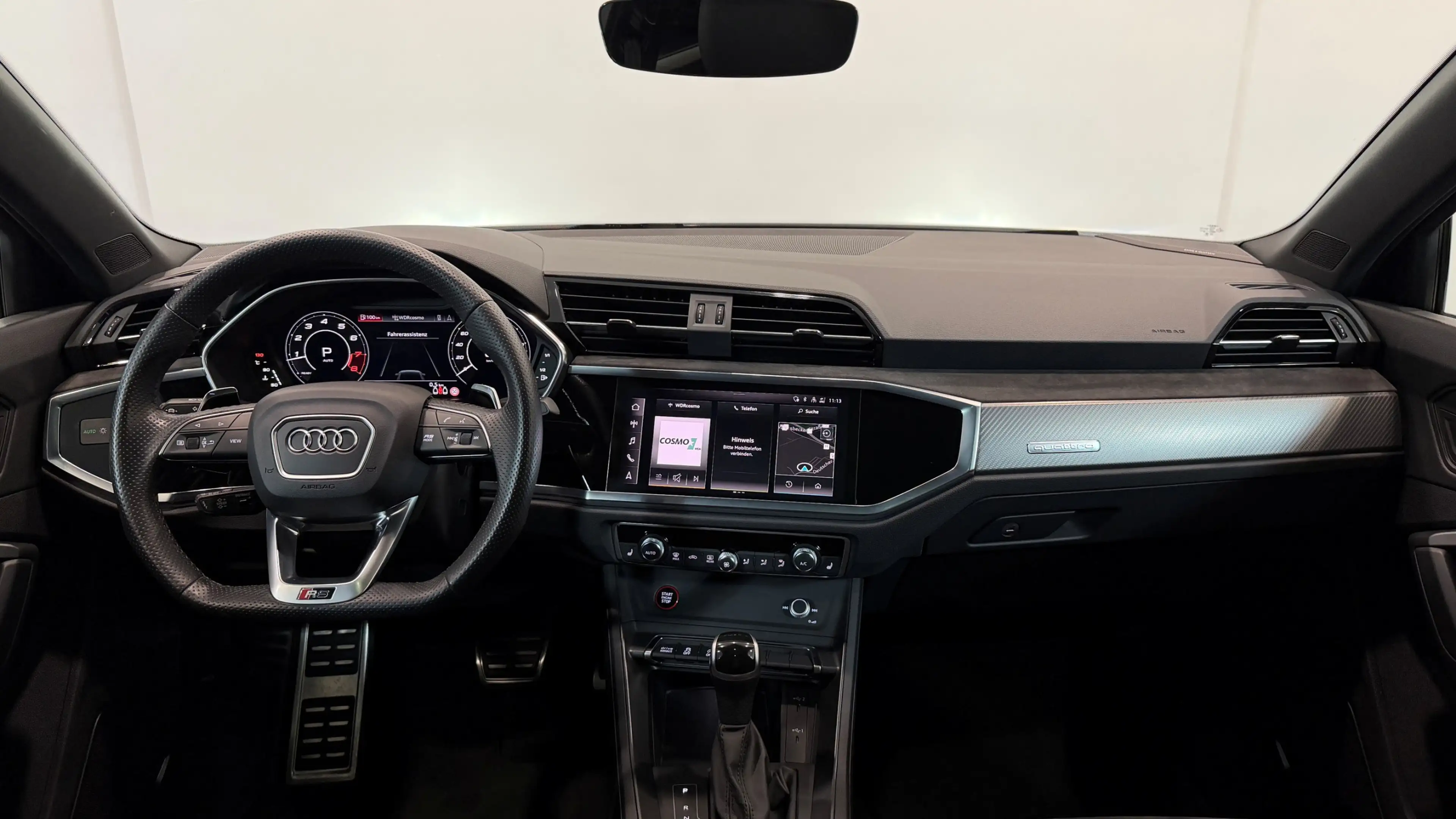 Audi RS Q3 PANO Matrix RS-Abgas B&O Totwinkel ACC Spur — photo 12